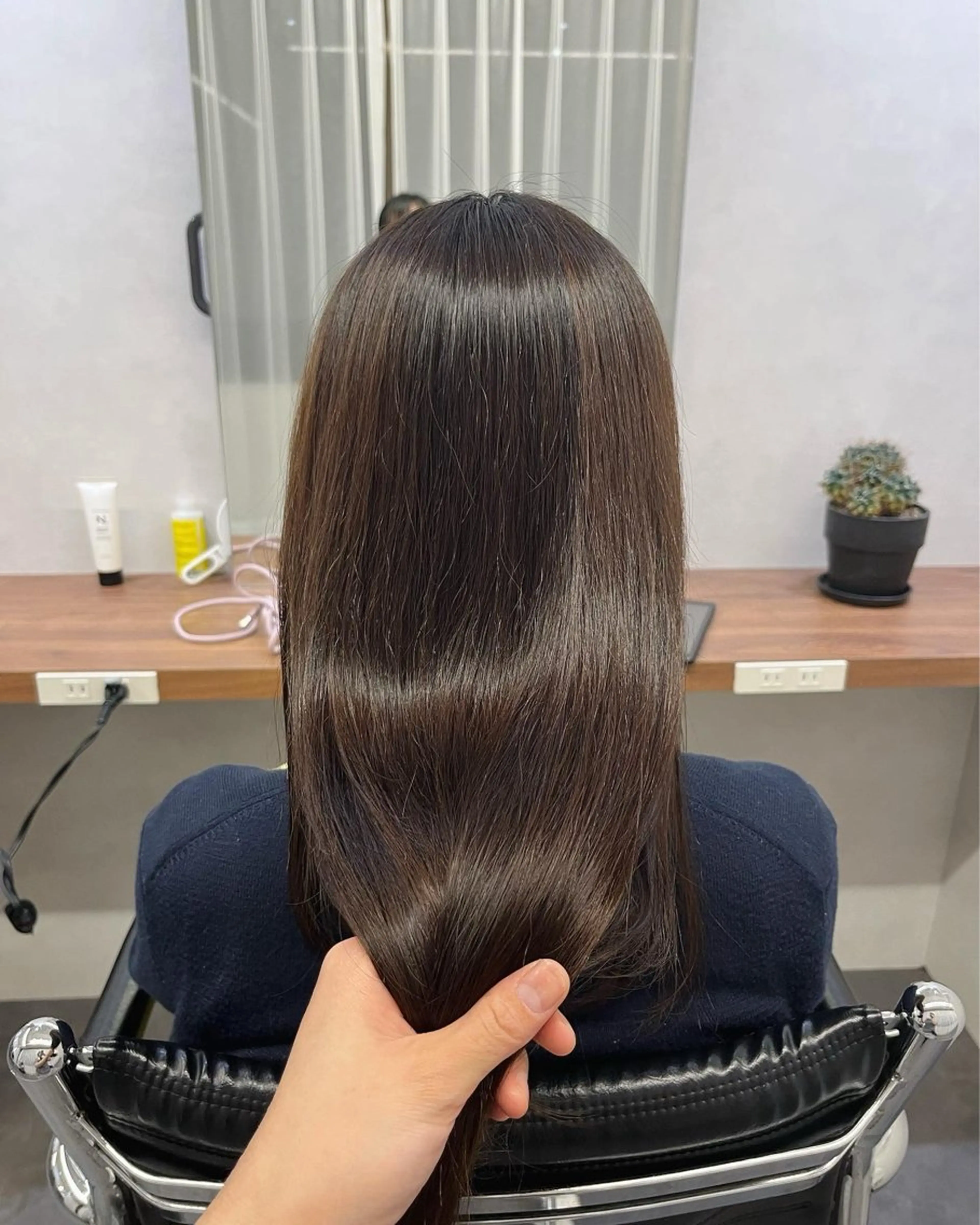 カット＆縮毛矯正☂️梅雨前に綺麗にしましょう✨の写真