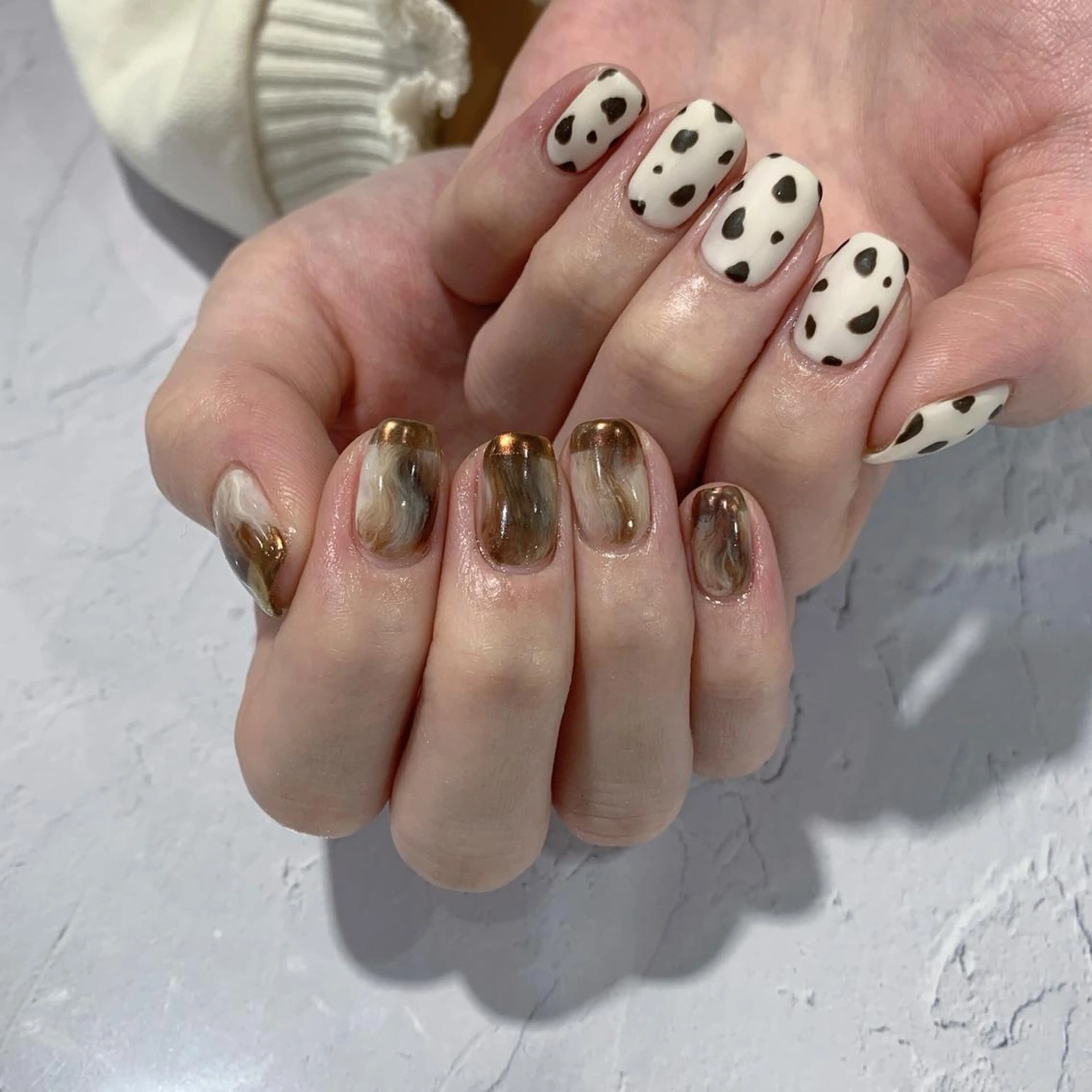 ネイル ブラウン 持ち込み 鈴木 まゆのネイルデザイン