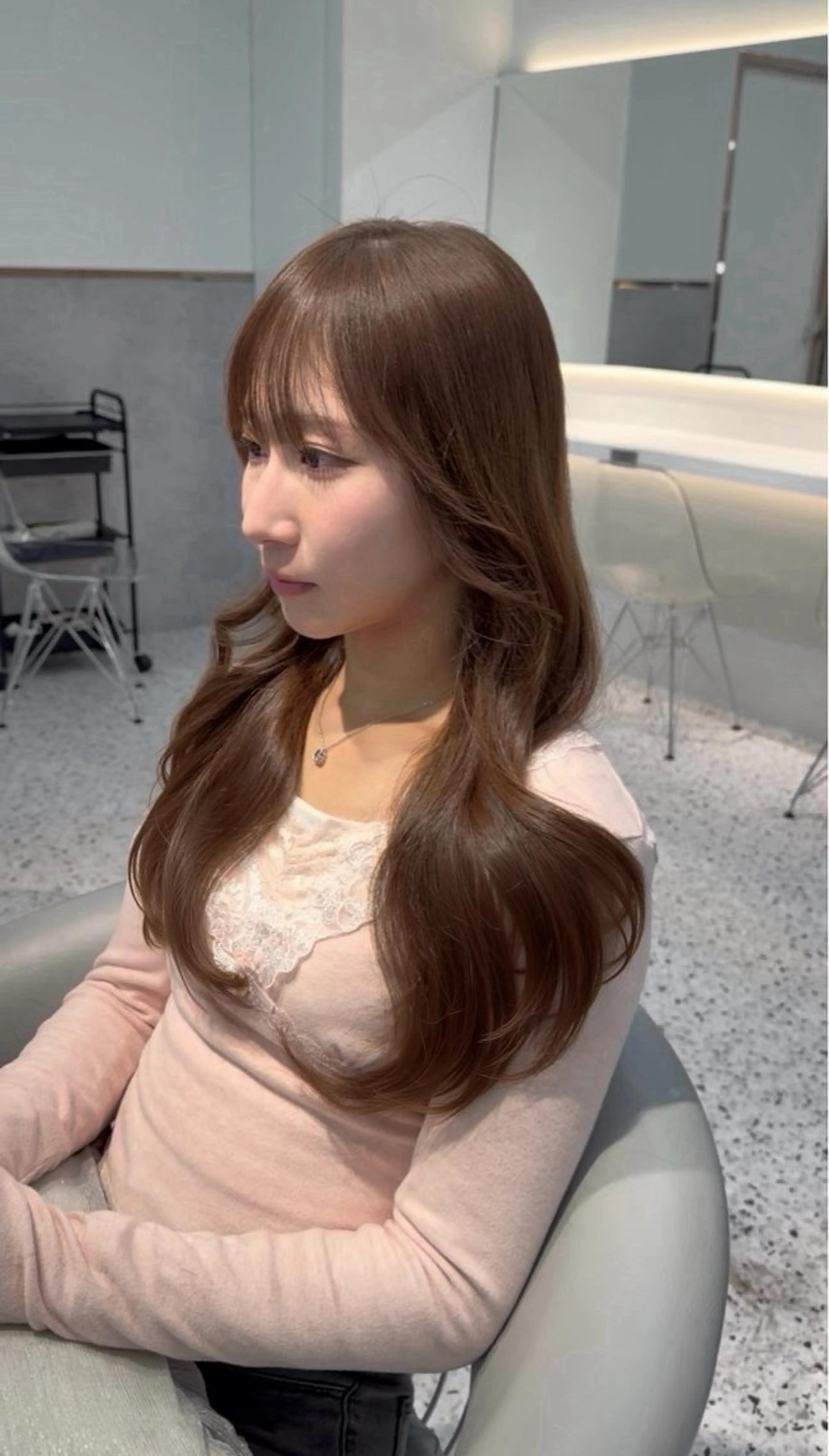 ロング レイヤーカット カット ヘアカラー 🎀透明感ブラウ ンshizuka🎀のヘアスタイル