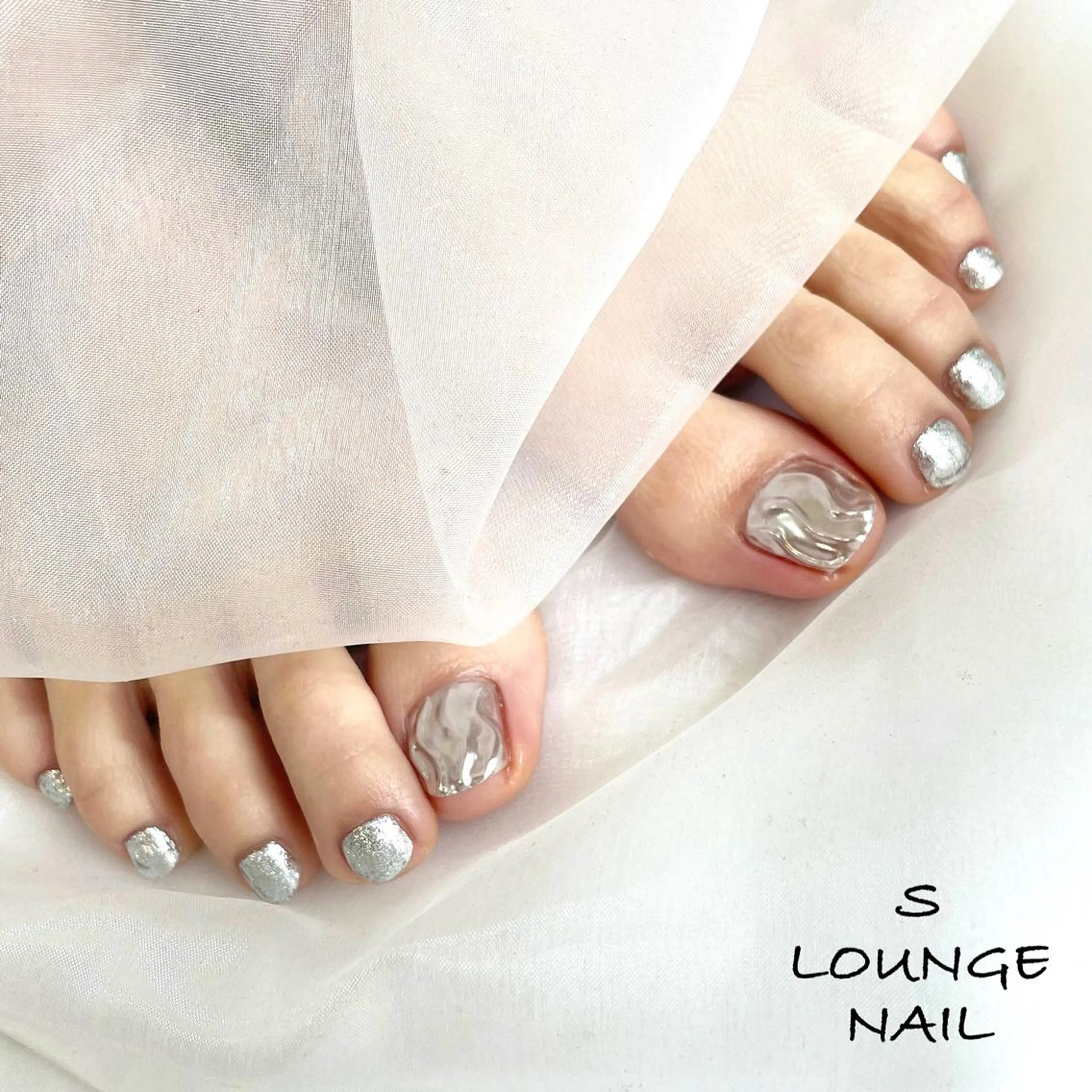 ネイル アートネイル ハンドネイル フットネイル S LOUNGE NAIL所属・パーツたくさん🍓 SUMIのネイルデザイン