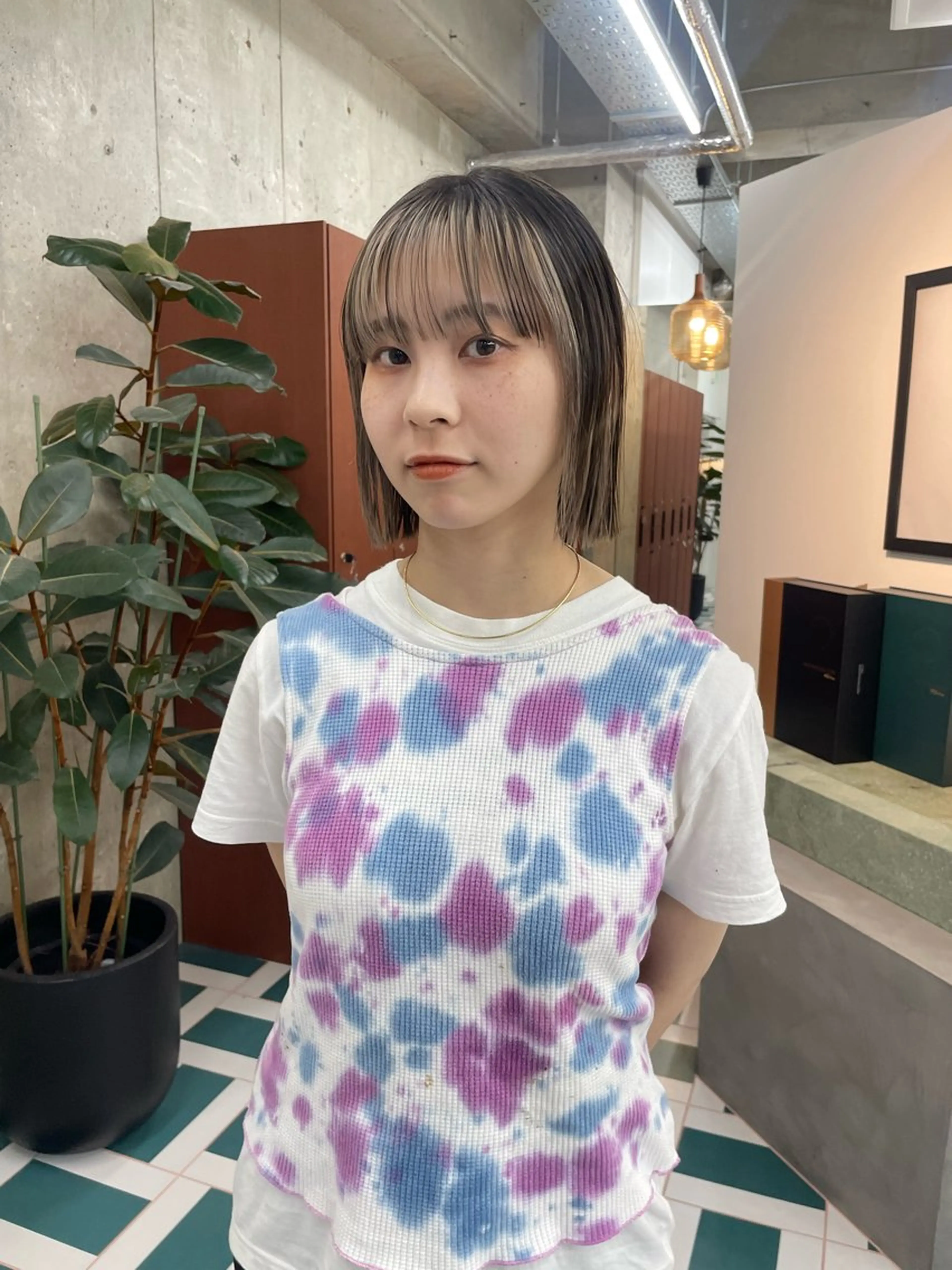 🌷カット+インナーカラー+全体カラー🌷の写真