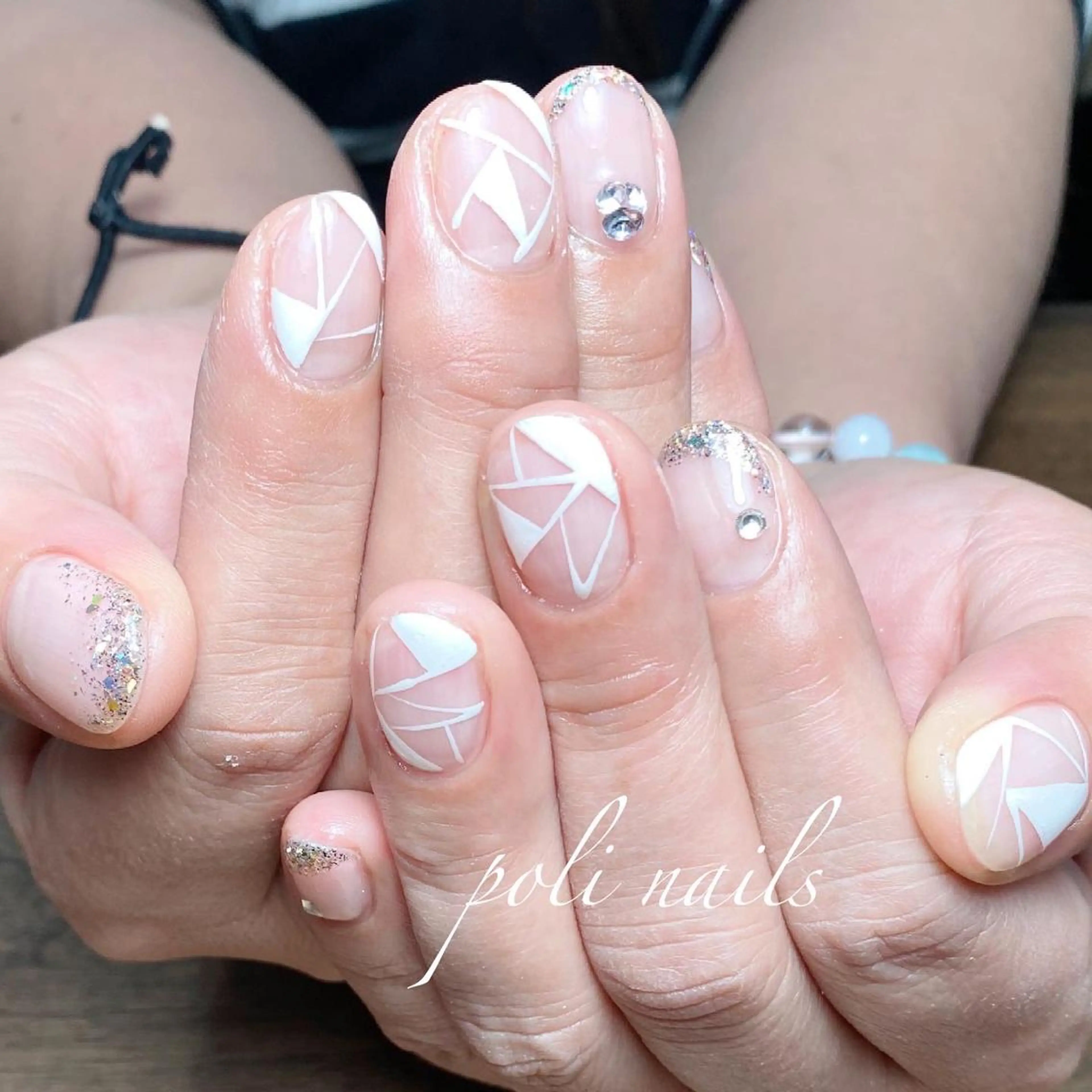 ネイル アートネイル poli nailsのネイルデザイン