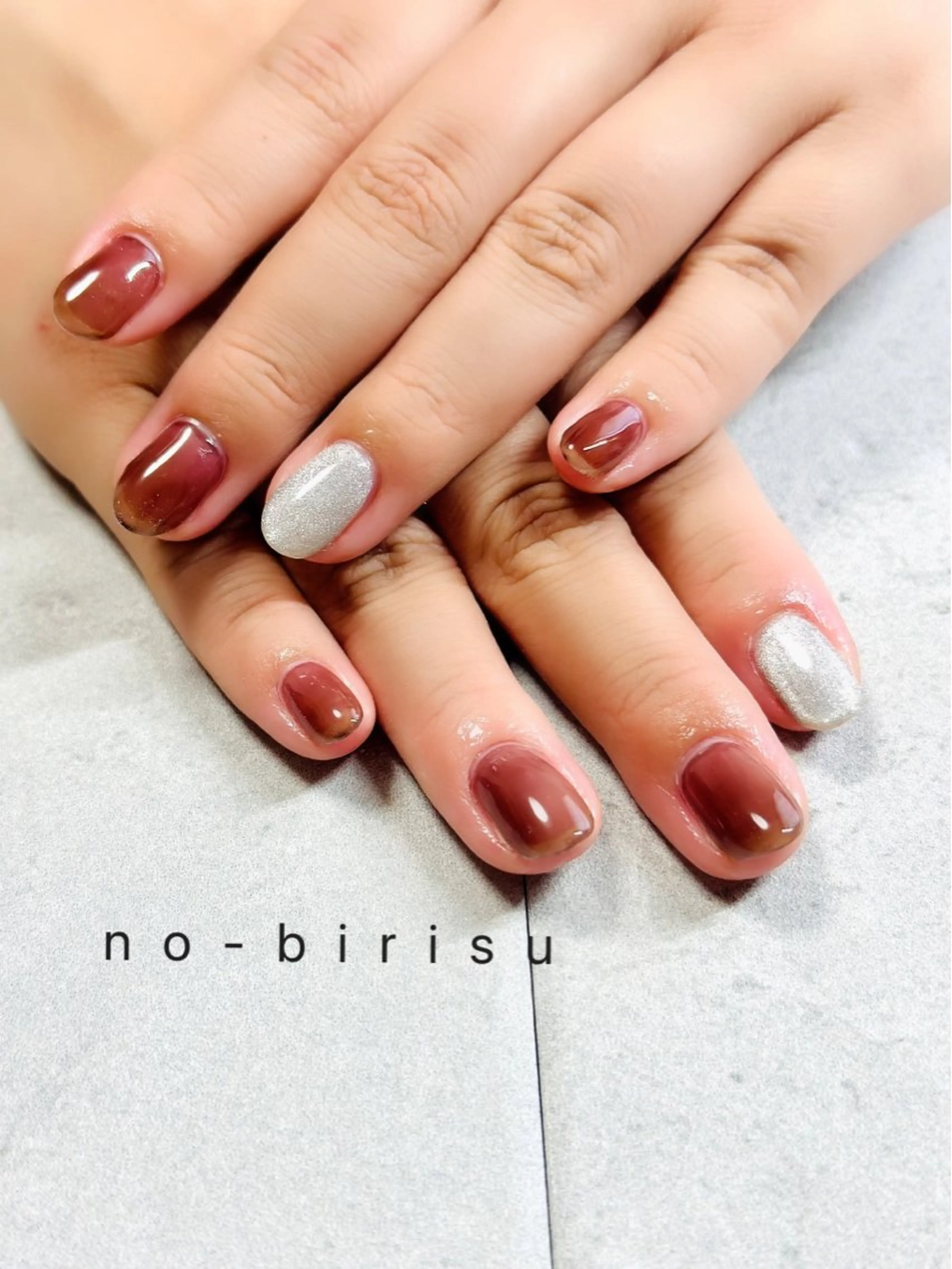 ネイル マグネットネイル ハンドネイル no-birisu nailのネイルデザイン