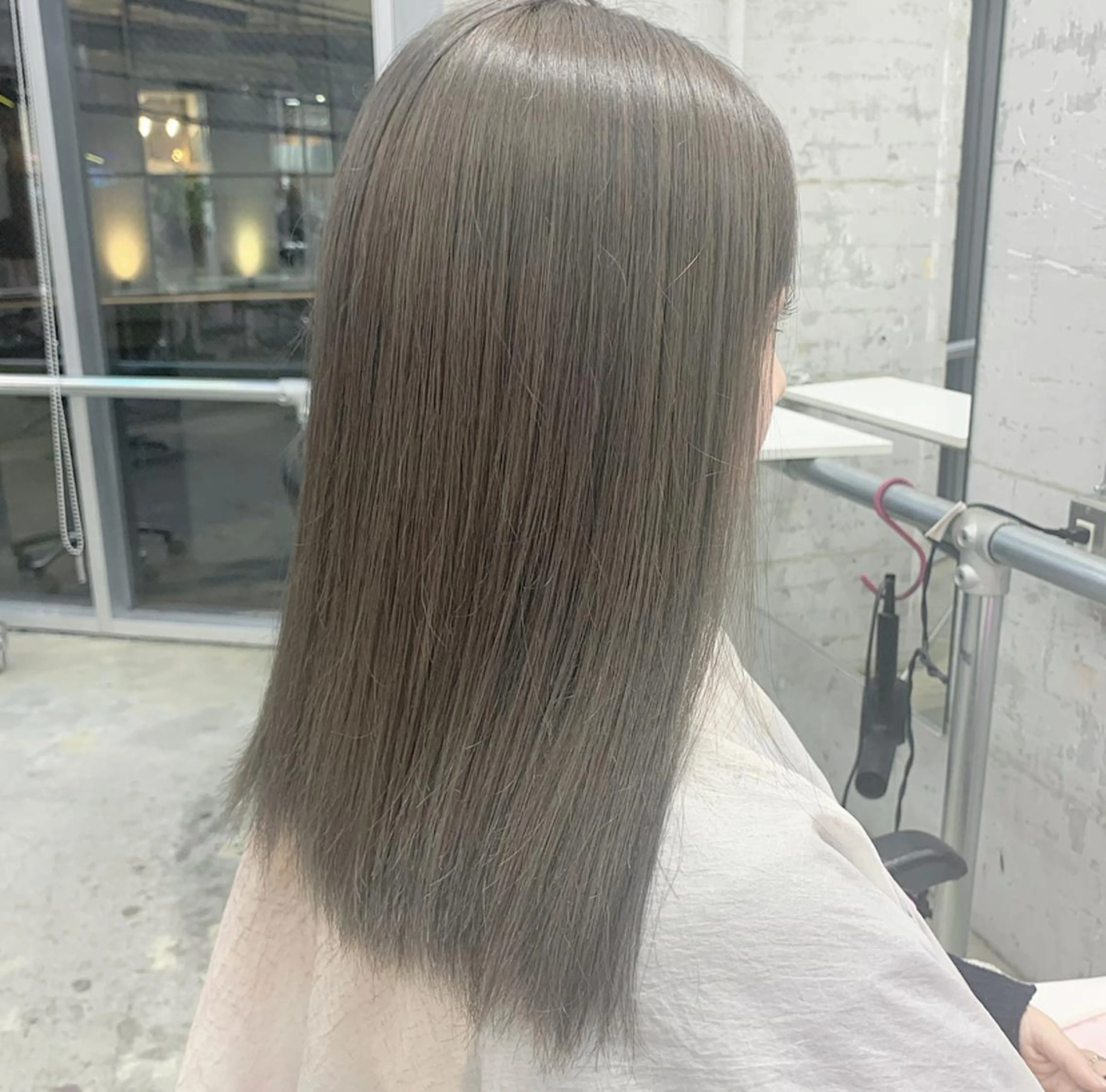 セミロング 🪞上品で可愛い韓国 ヘア🪞Rikutoのヘアスタイル