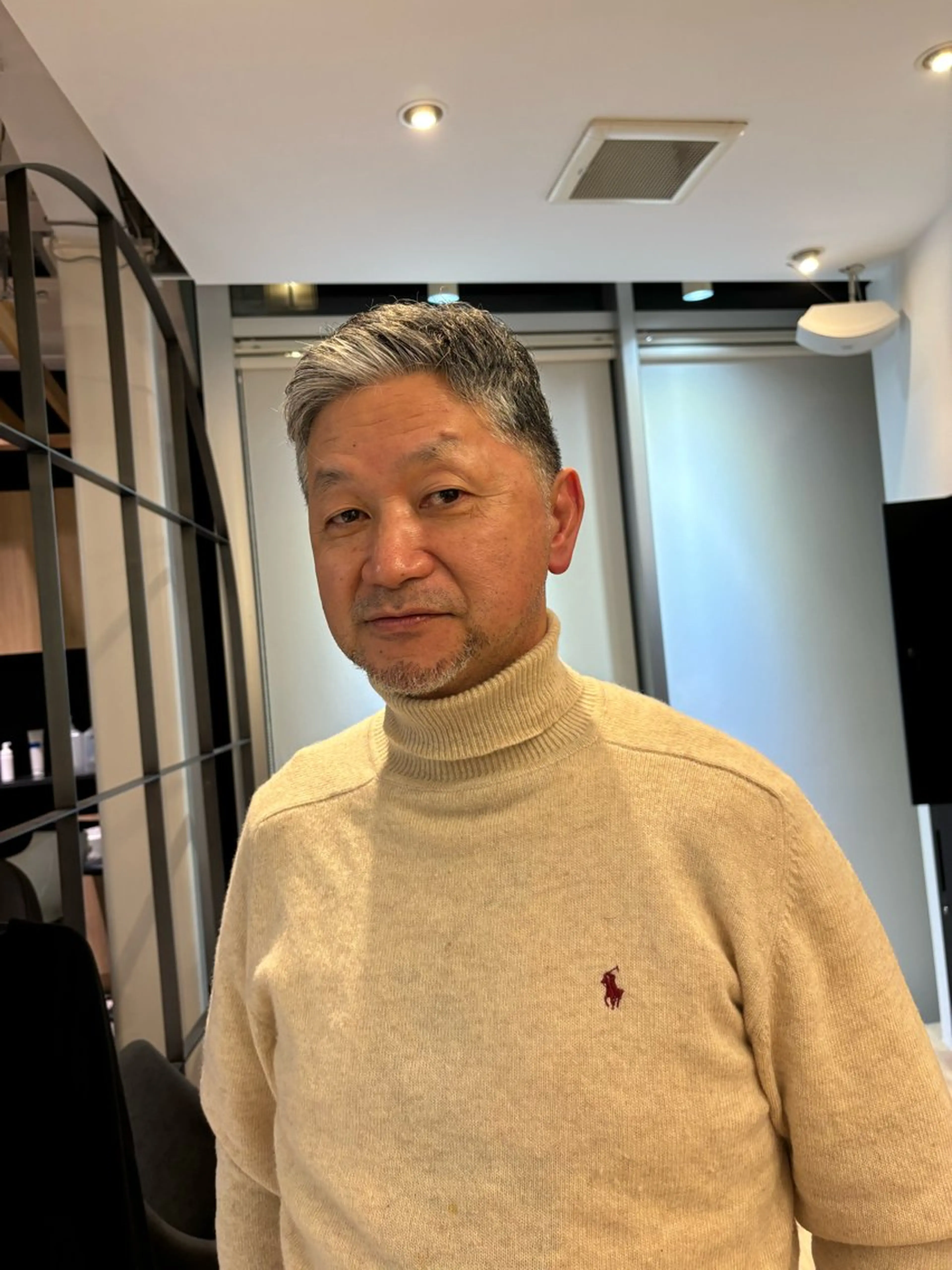 メンズ 切りっぱなしボブ/ ショート/カエ🌛のヘアスタイル