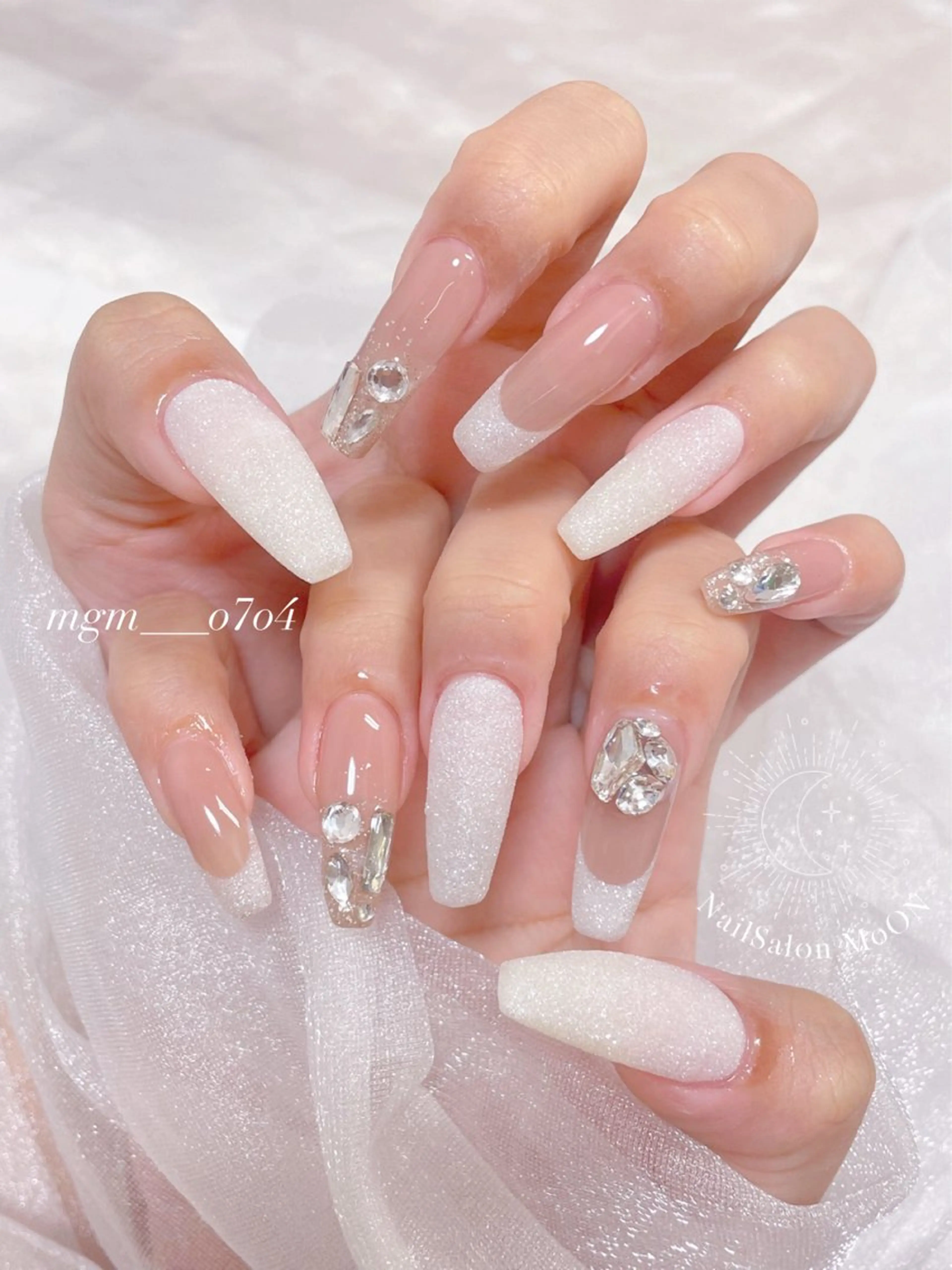 ハンドネイル ハンドケア MoON...❤︎ MeGuのネイルデザイン