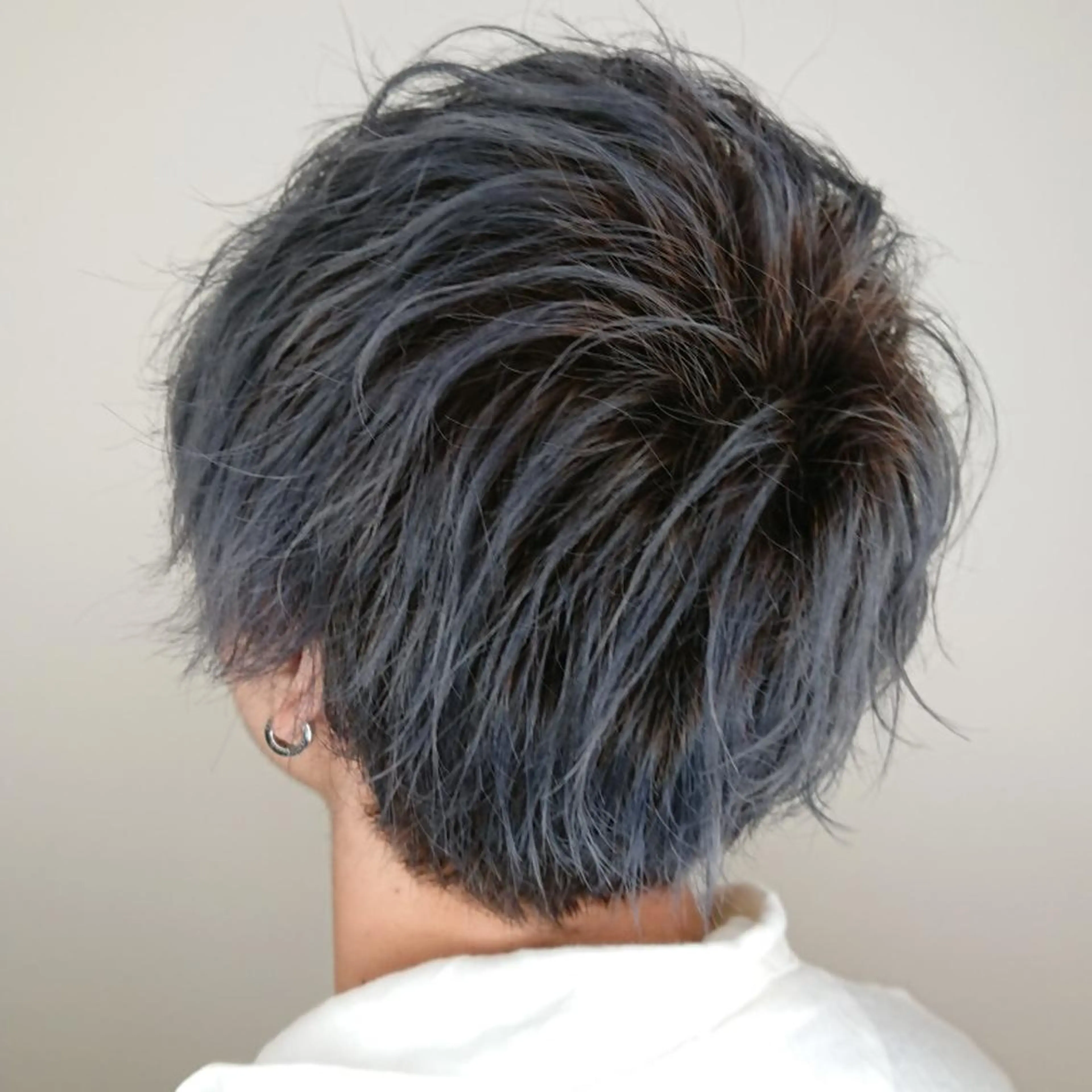 メンズ カラー パーマ ヘアアレンジ メンズブリーチ ブリーチ ブルーカラー シルバー ブリーチ/ヘアケア/ 艶髪/イギチハルのヘアスタイル