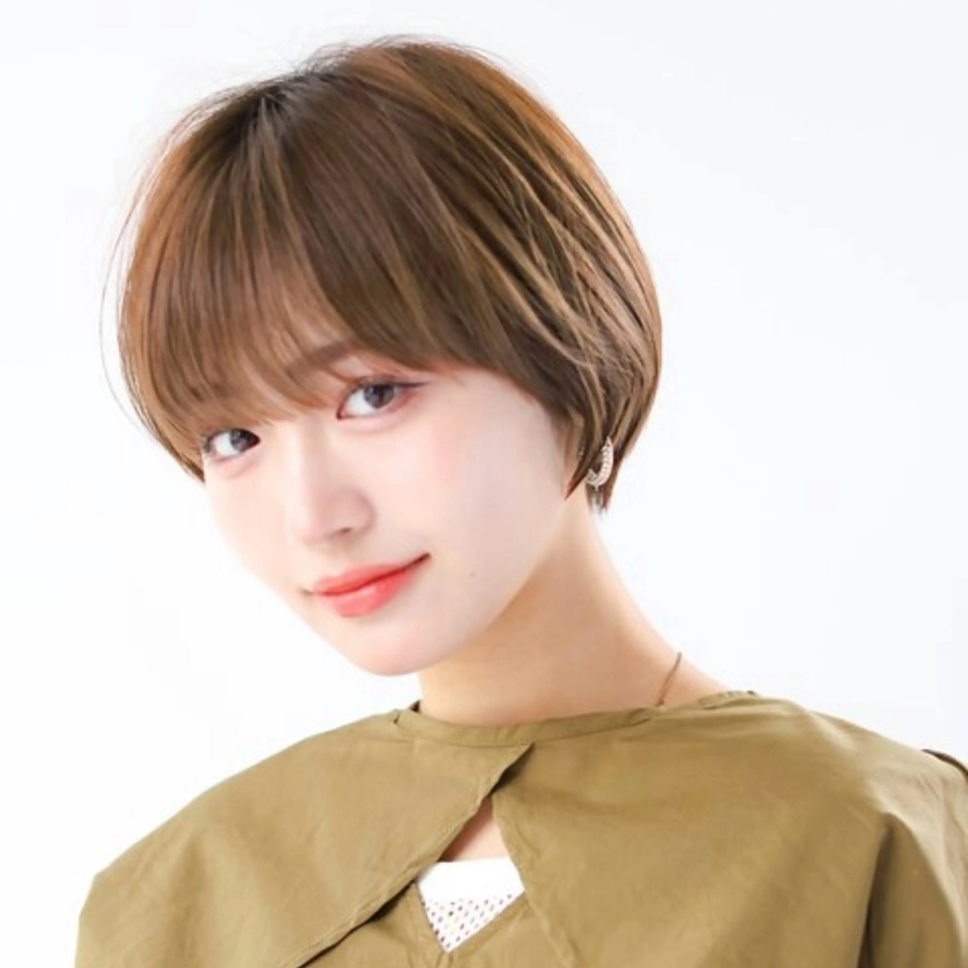 ショート カット トリートメント ヘッドスパ ヘアセット 地毛風/グレージュ よしだひろのじょうのヘアスタイル