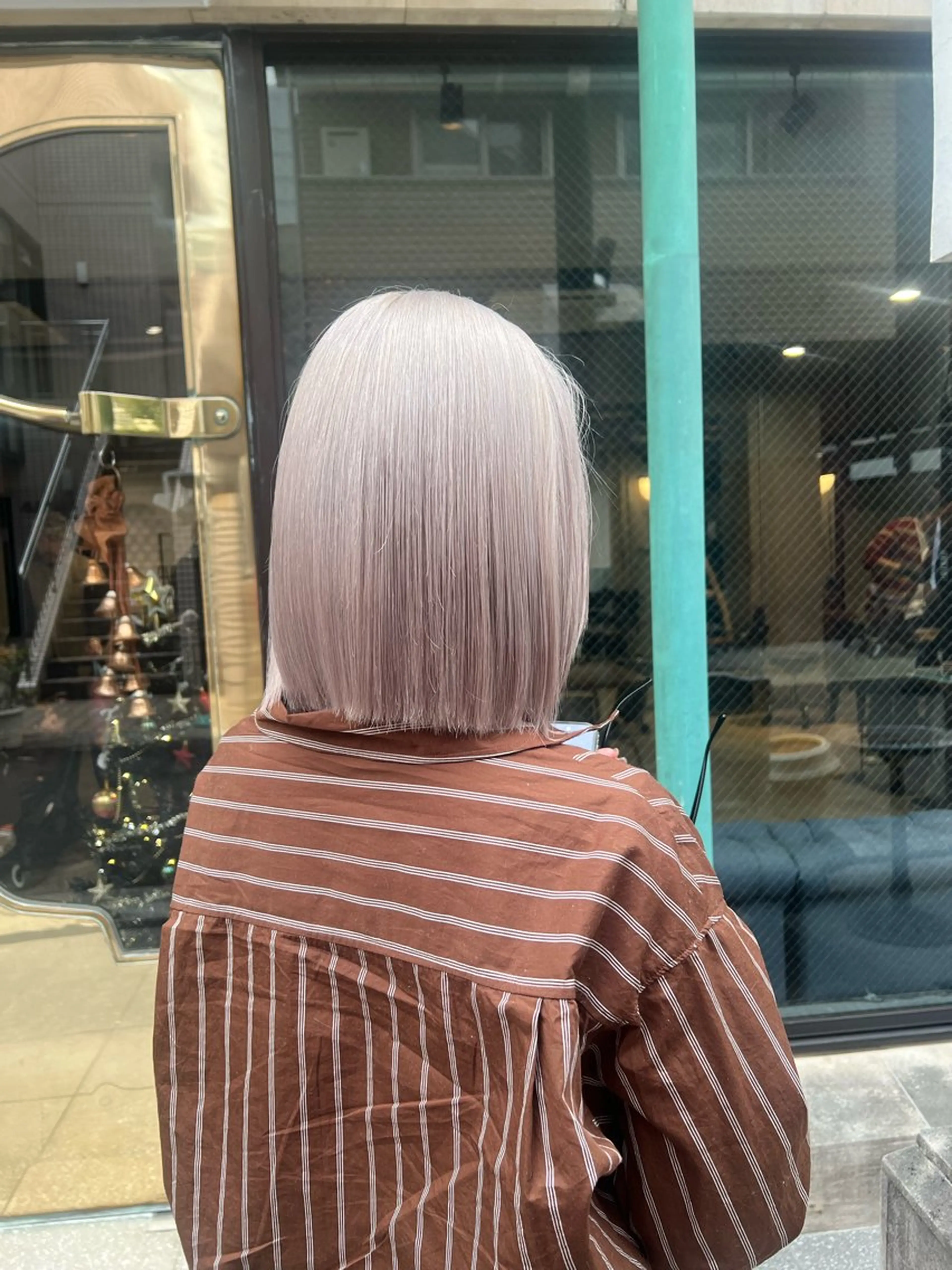 ショート カラー カット ヘアカラー トリートメント 赤みゼロ/透明感 カラー🌿KANTAのヘアスタイル