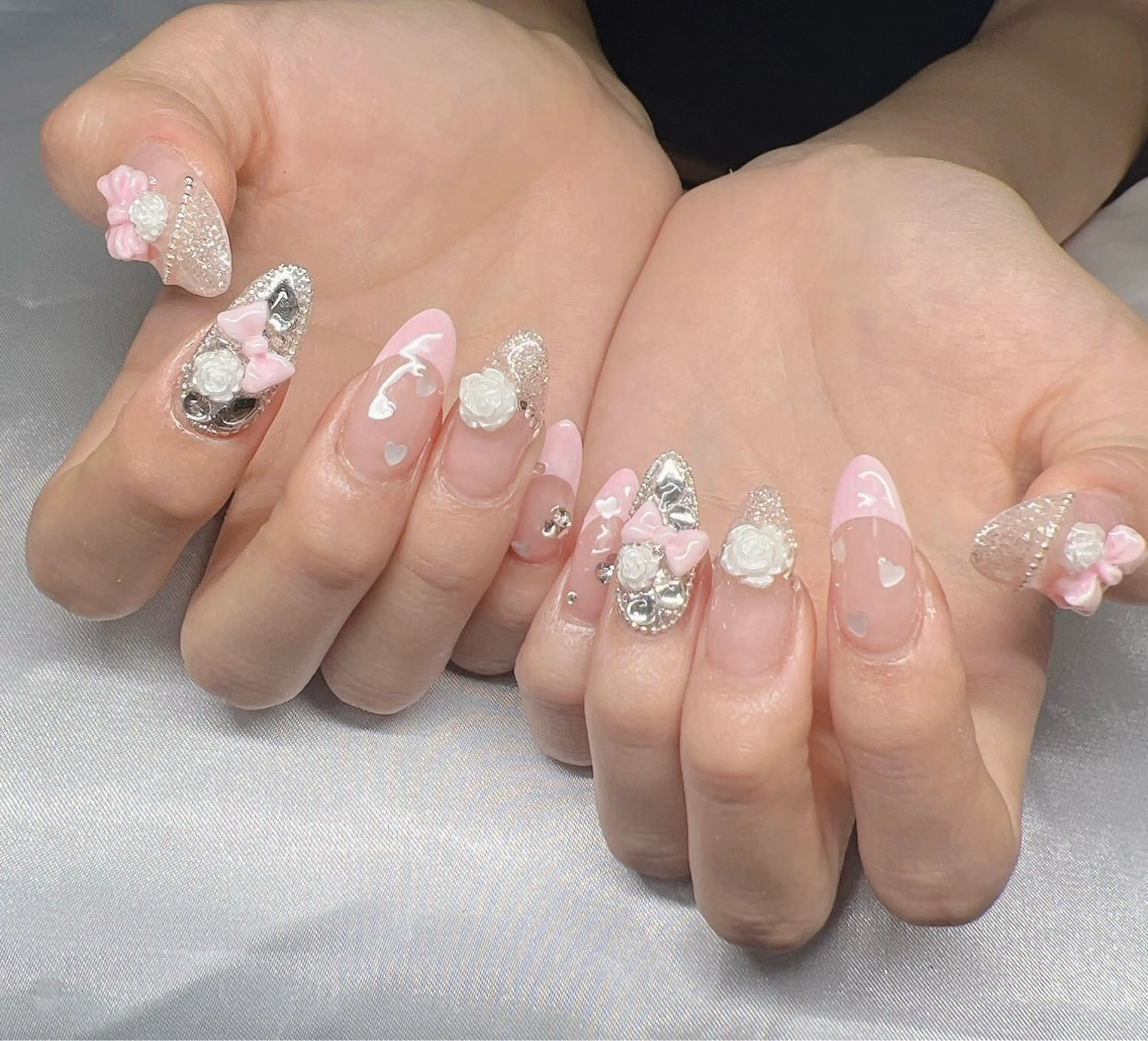 ネイル 長さ出し グラデーション 卒業式 キラキラネイル マグネットネイル Lee Nailsのネイルデザイン