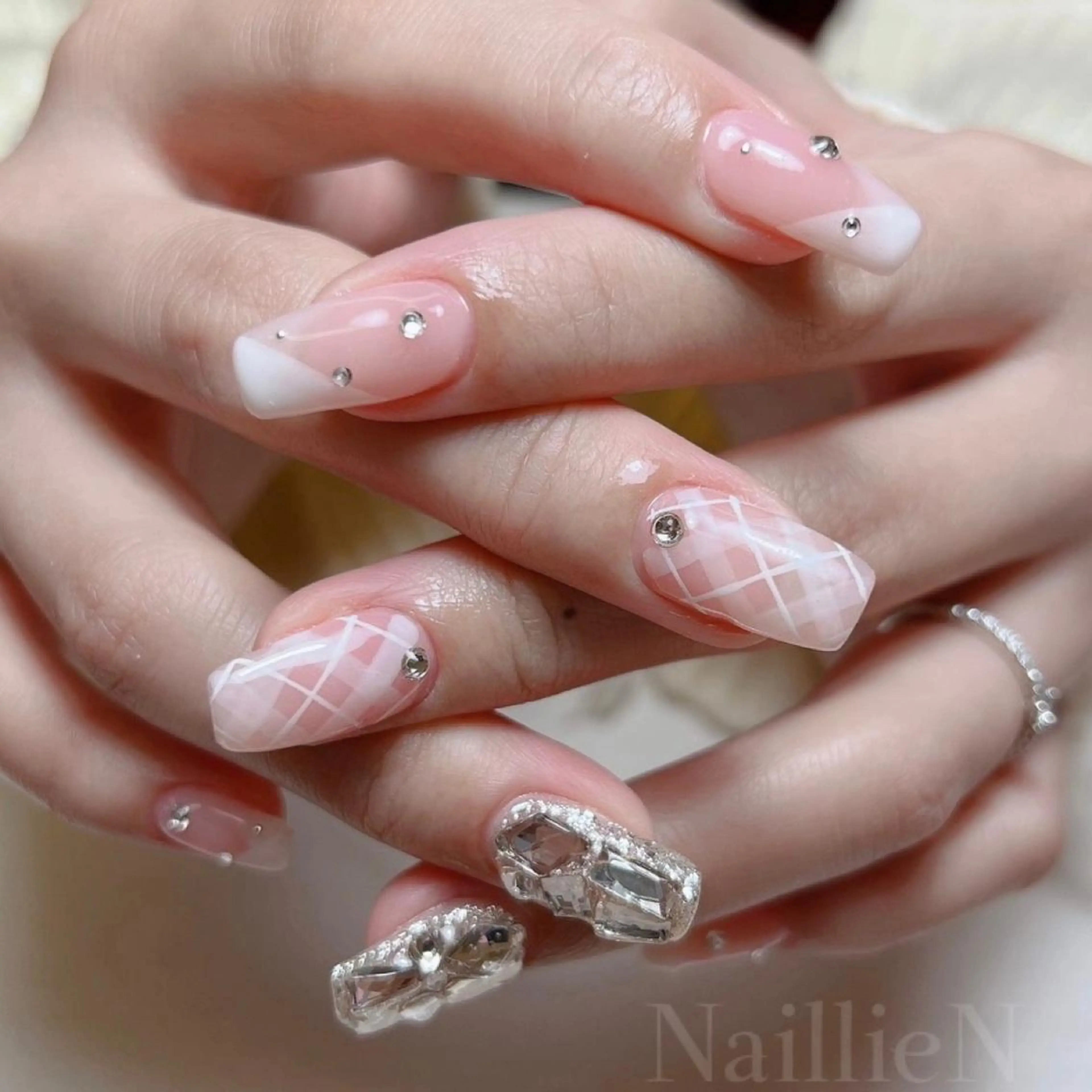 ネイル ピンク Nail lieNのネイルデザイン