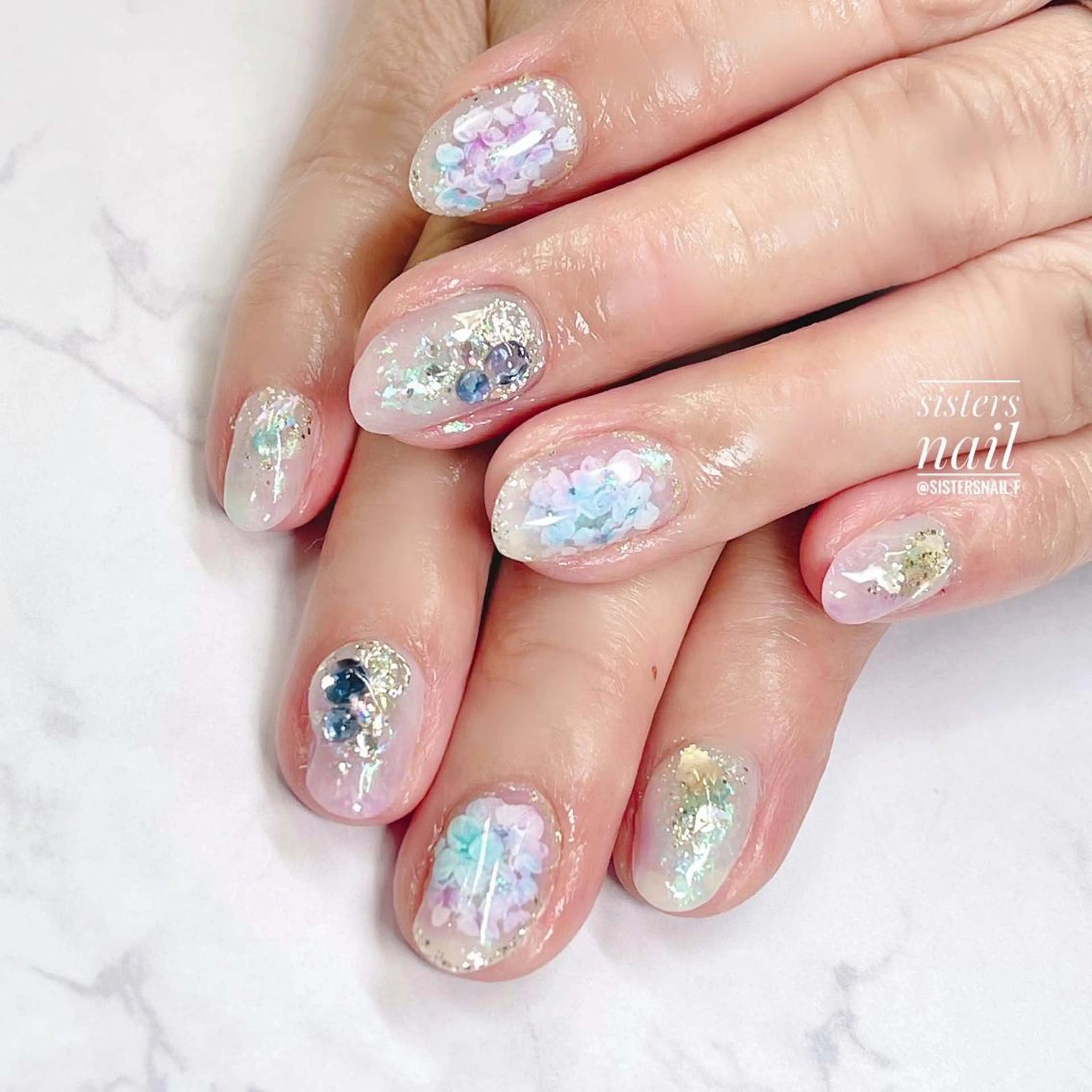 ネイル アートネイル ジェルネイル キラキラネイル 夏ネイル sisters nail.fのネイルデザイン