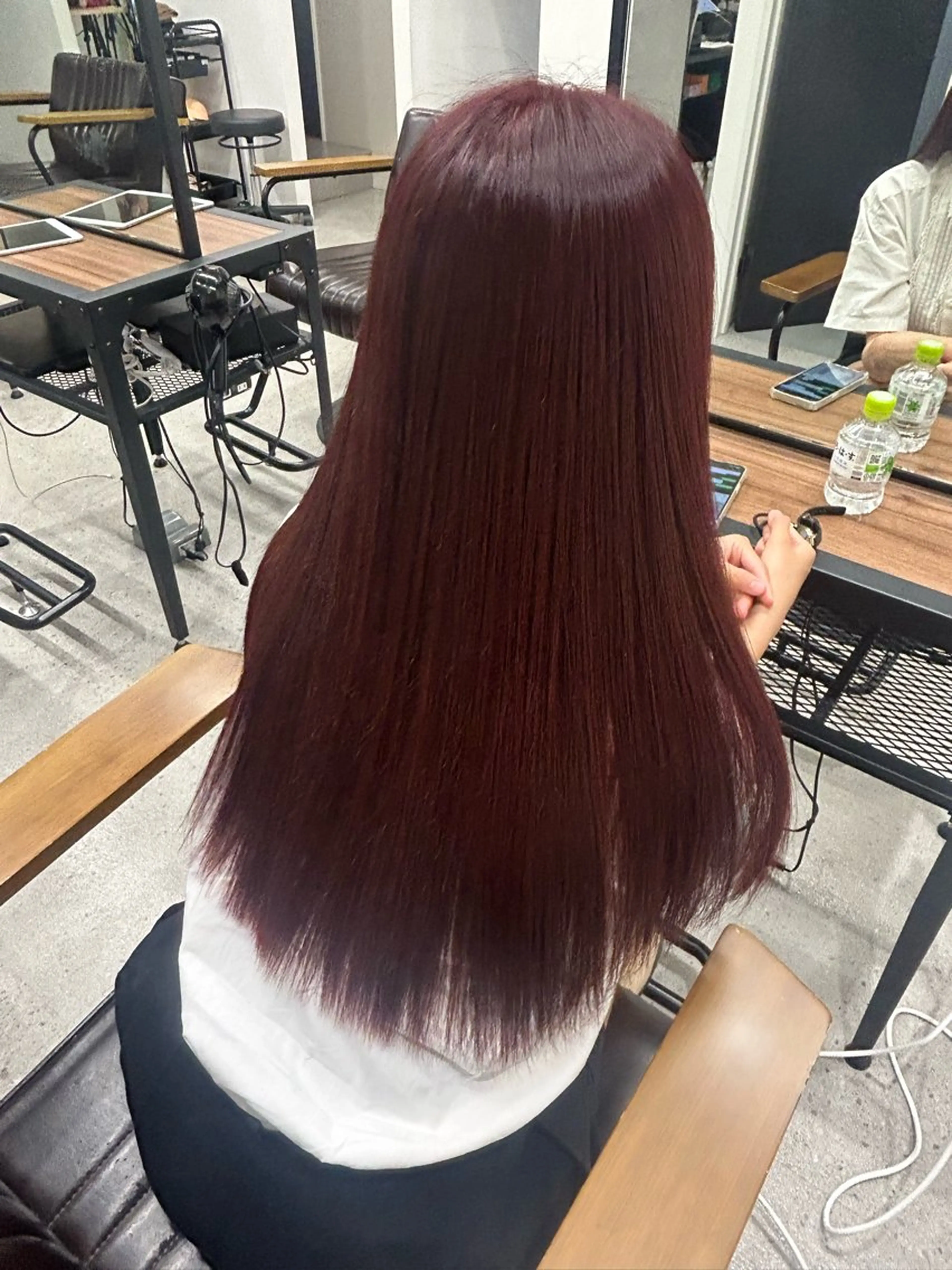 カラー 高山 アミのヘアスタイル