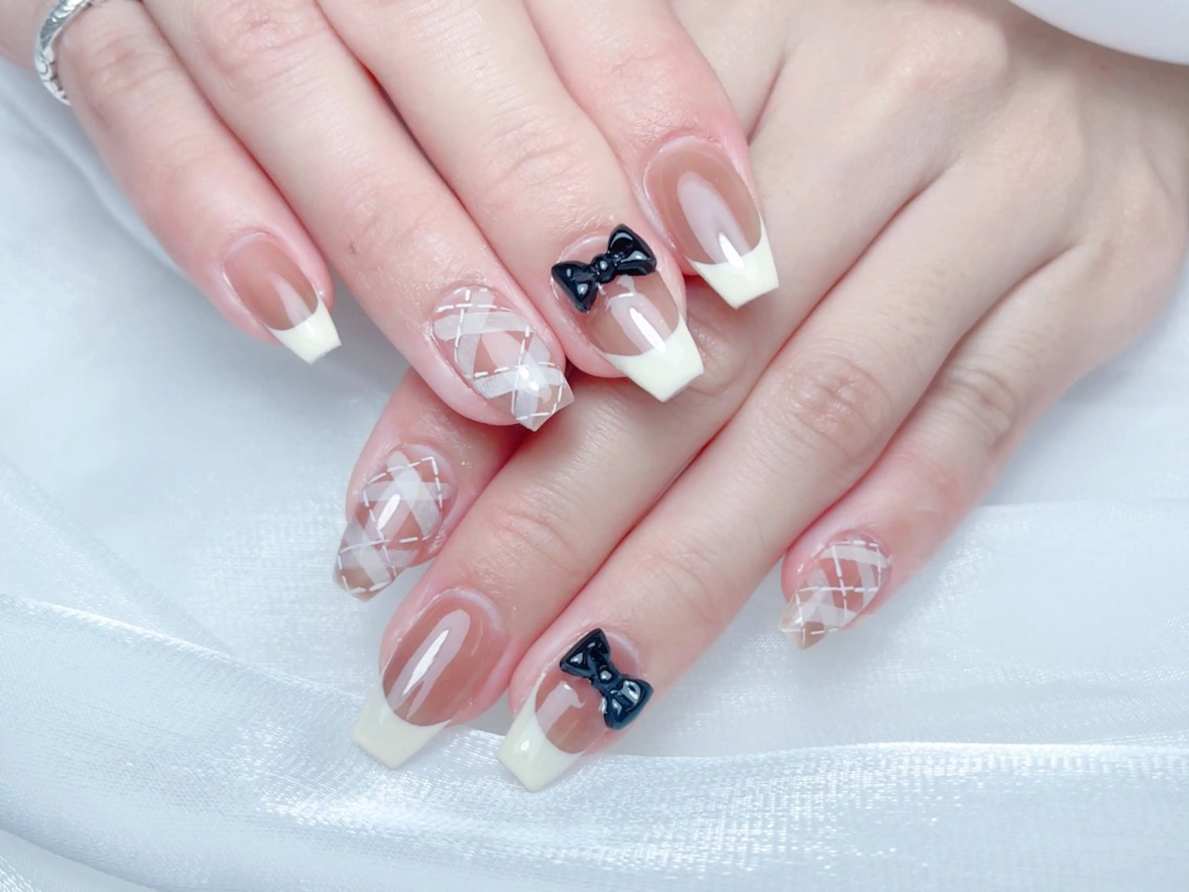 ネイル ハンドネイル M🌷nail 長さだし専門店のネイルデザイン