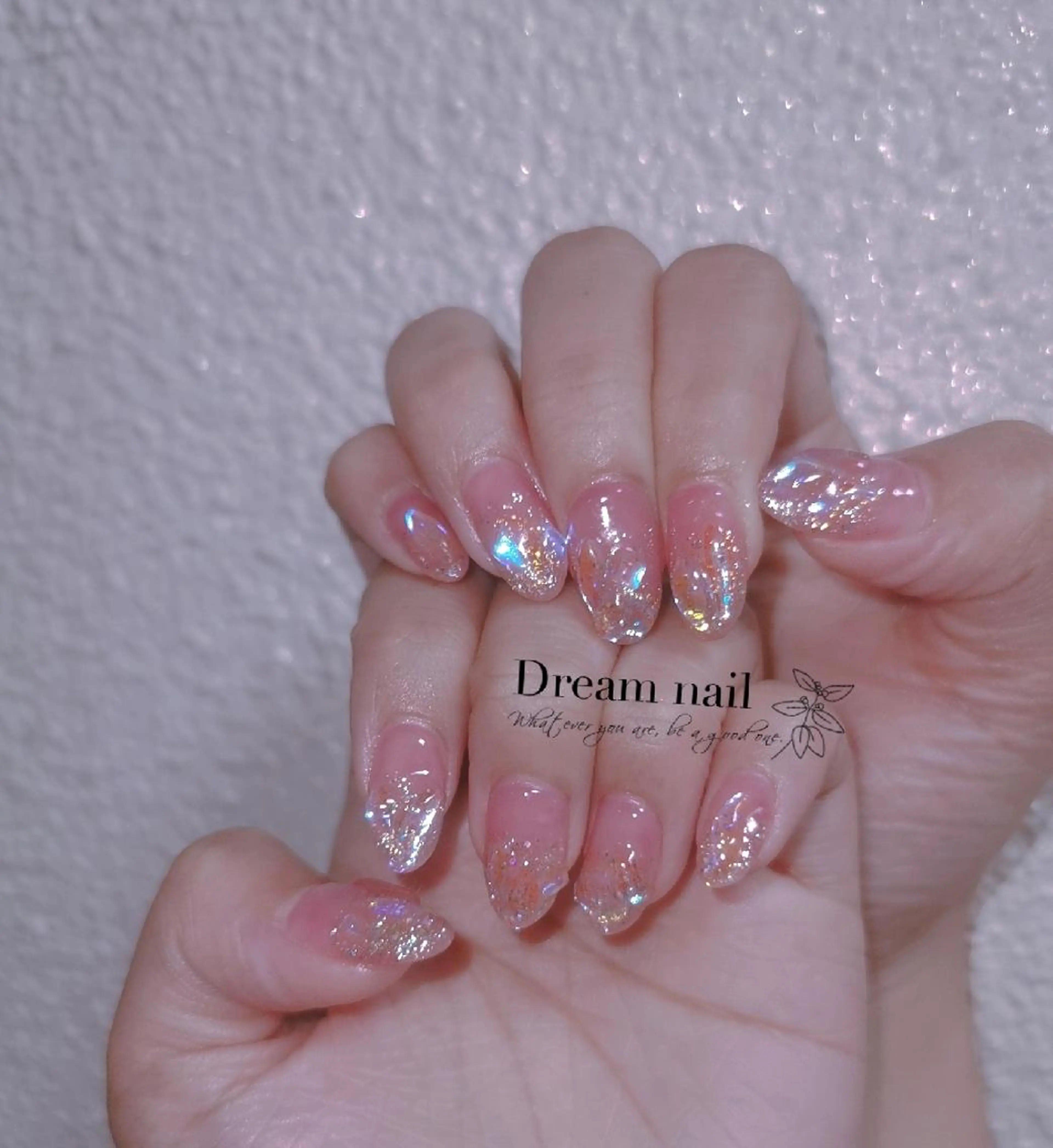 ミディアム ネイル キラキラネイル ネイリストゆか💅 長さだし、深爪矯正のネイルデザイン