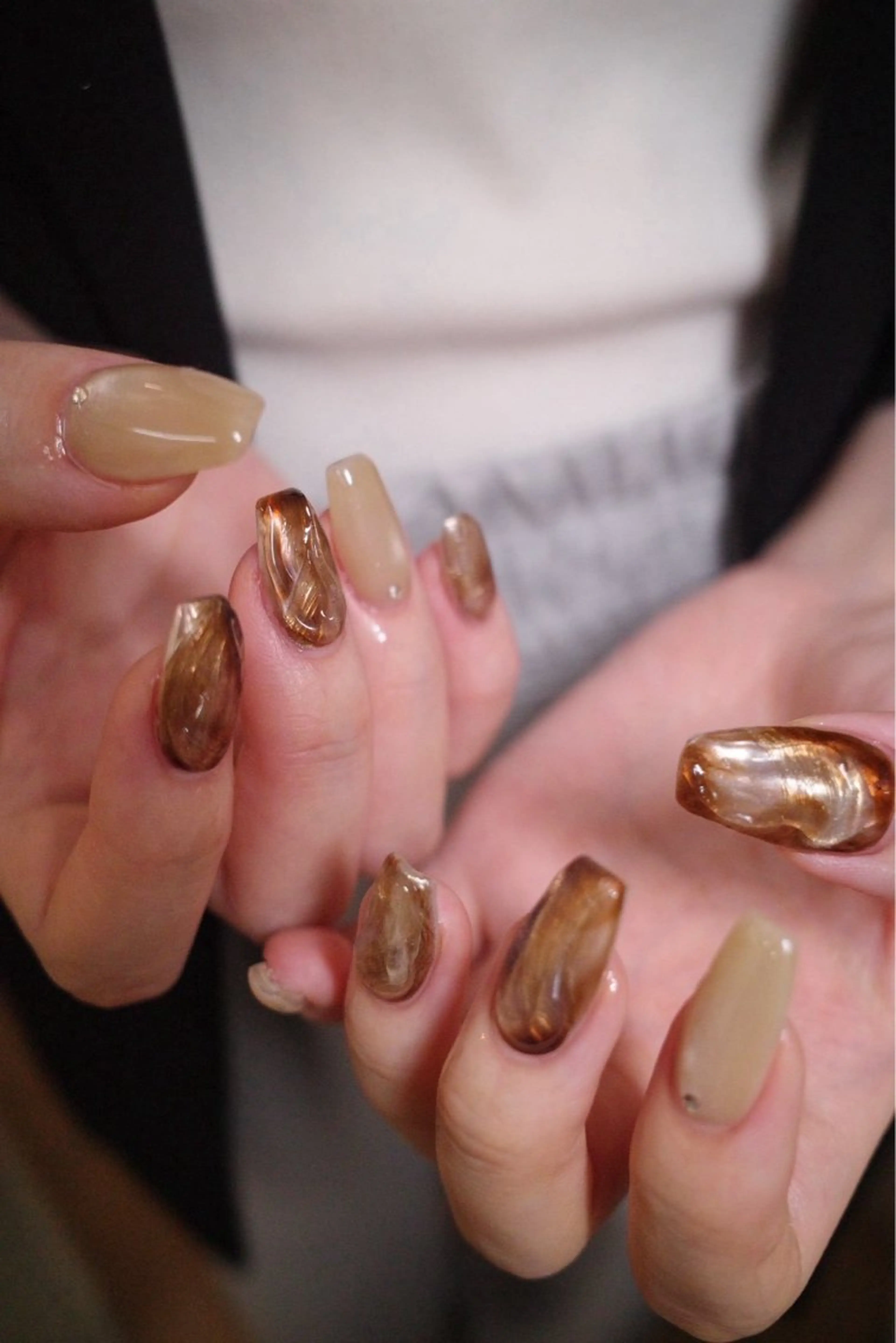 ネイル ハンドネイル 右田 里桜のネイルデザイン