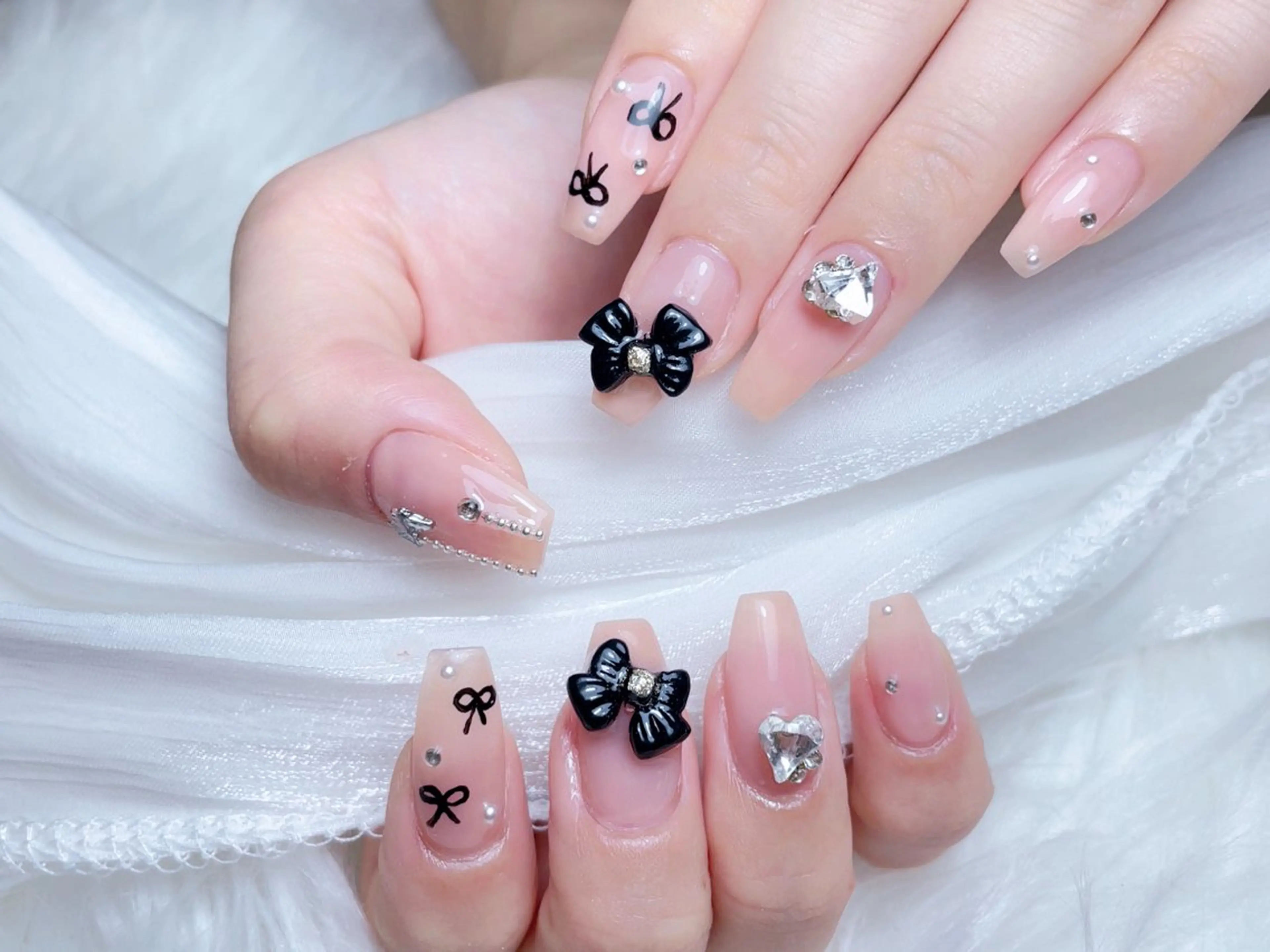 ネイル ハンドネイル M🌷nail 長さだし専門店のネイルデザイン