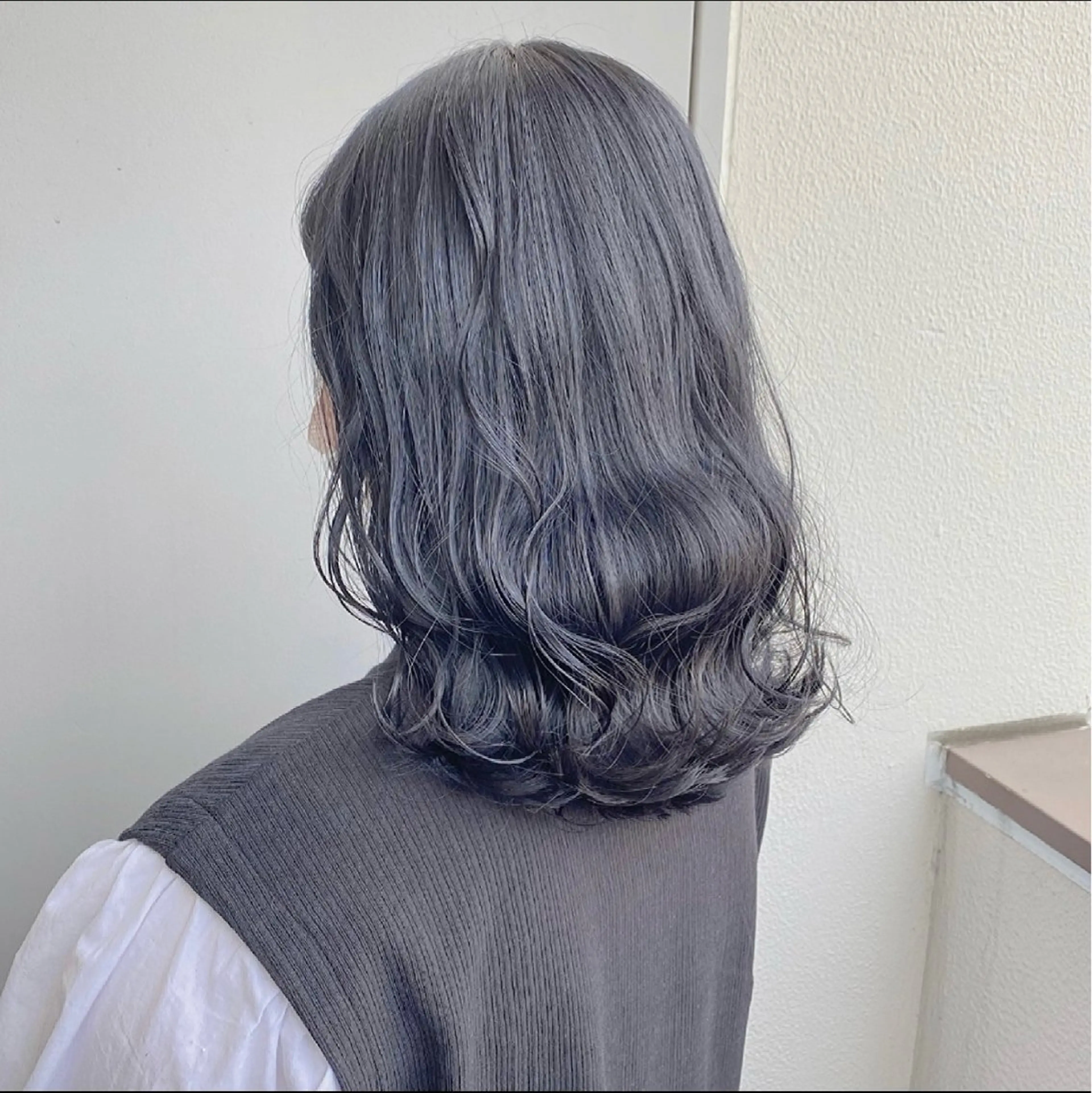 ミディアム ヘアカラー yuria 🌙のヘアスタイル