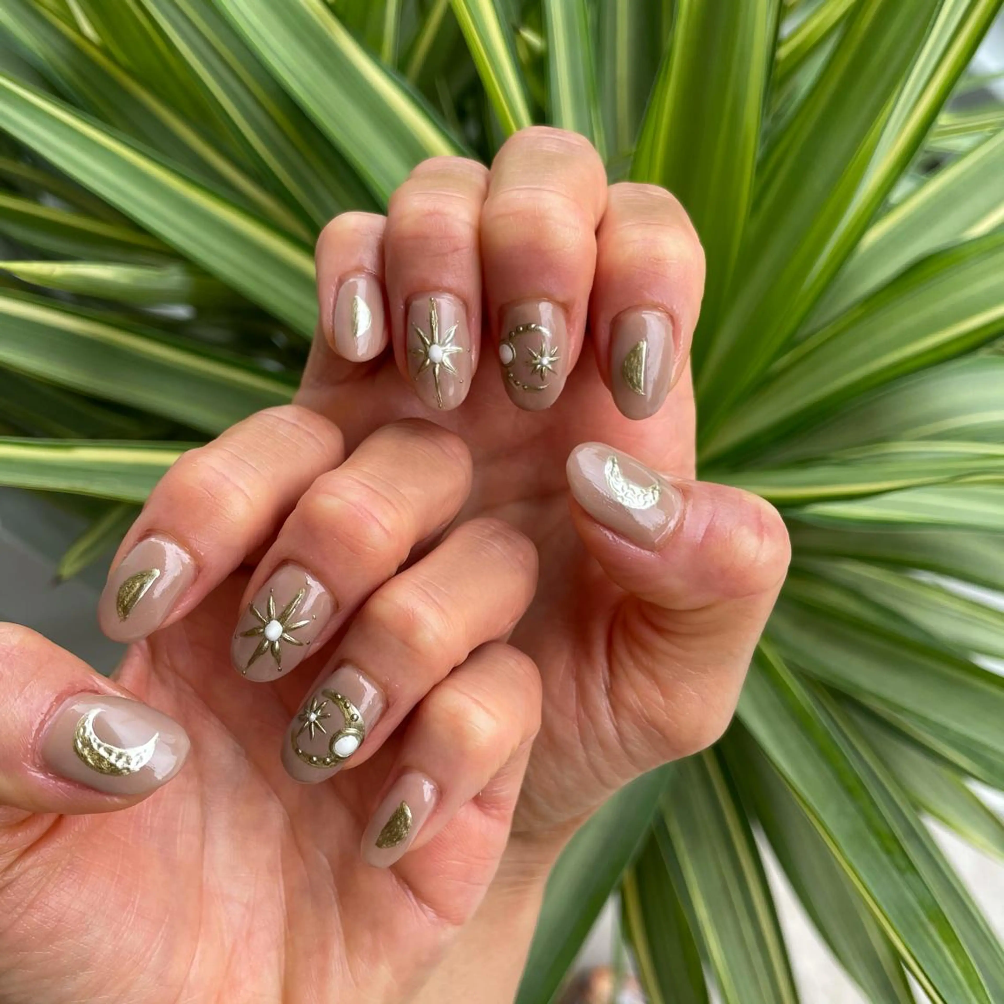 ネイル es nailのネイルデザイン