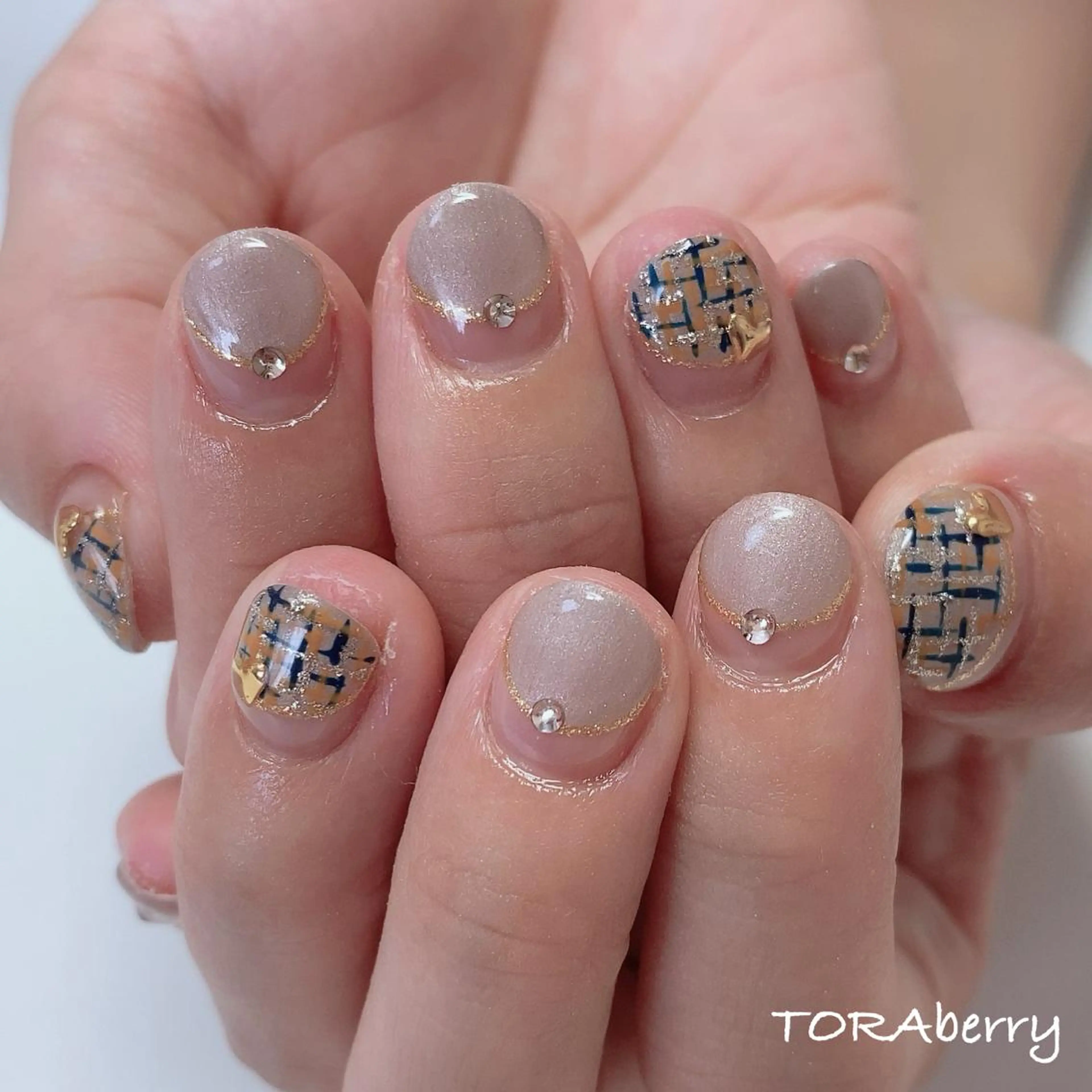 ネイル ツイードネイル ハンドネイル ネイリスト なつみのネイルデザイン