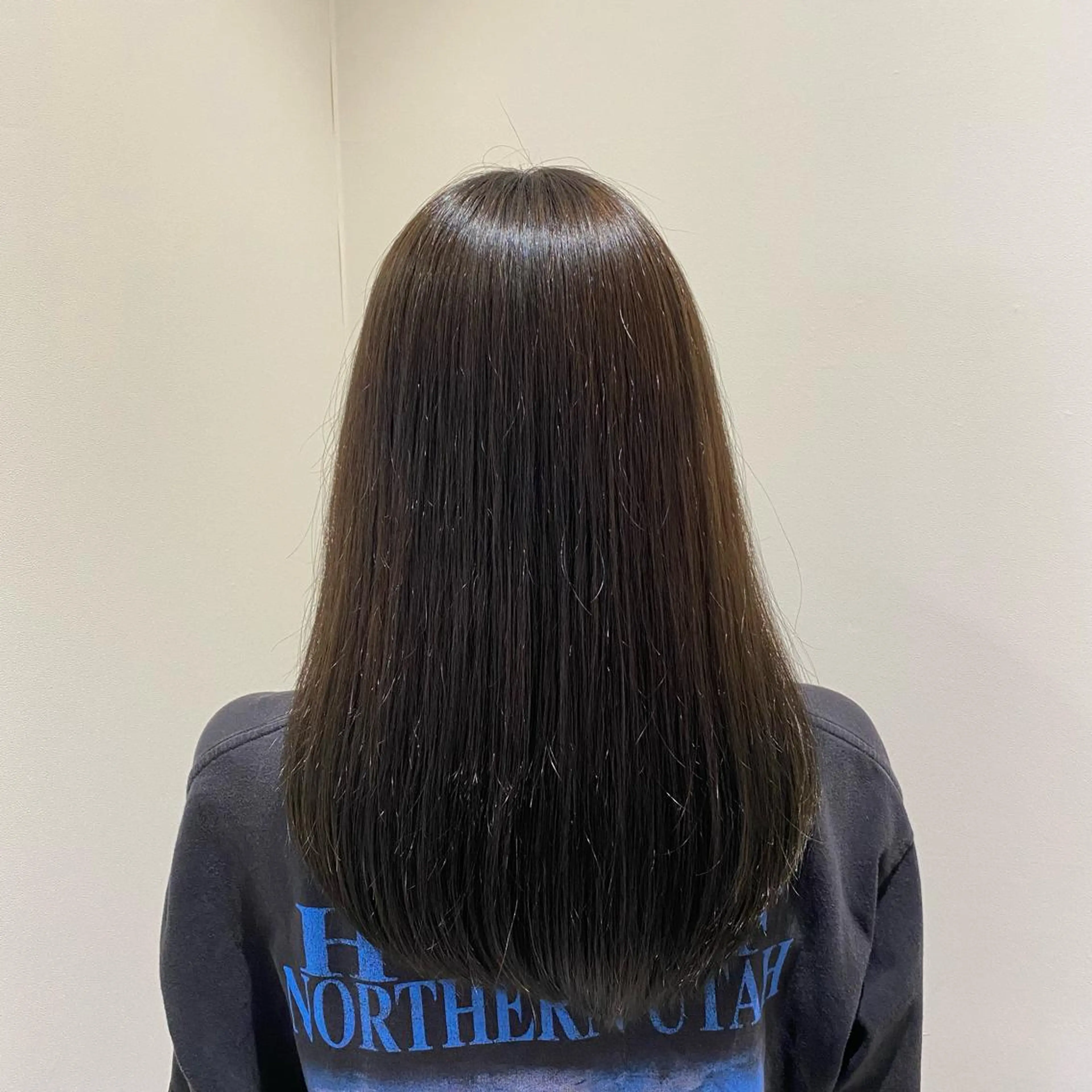 セミロング ヘアカラー 渡邉 尚悟のヘアスタイル