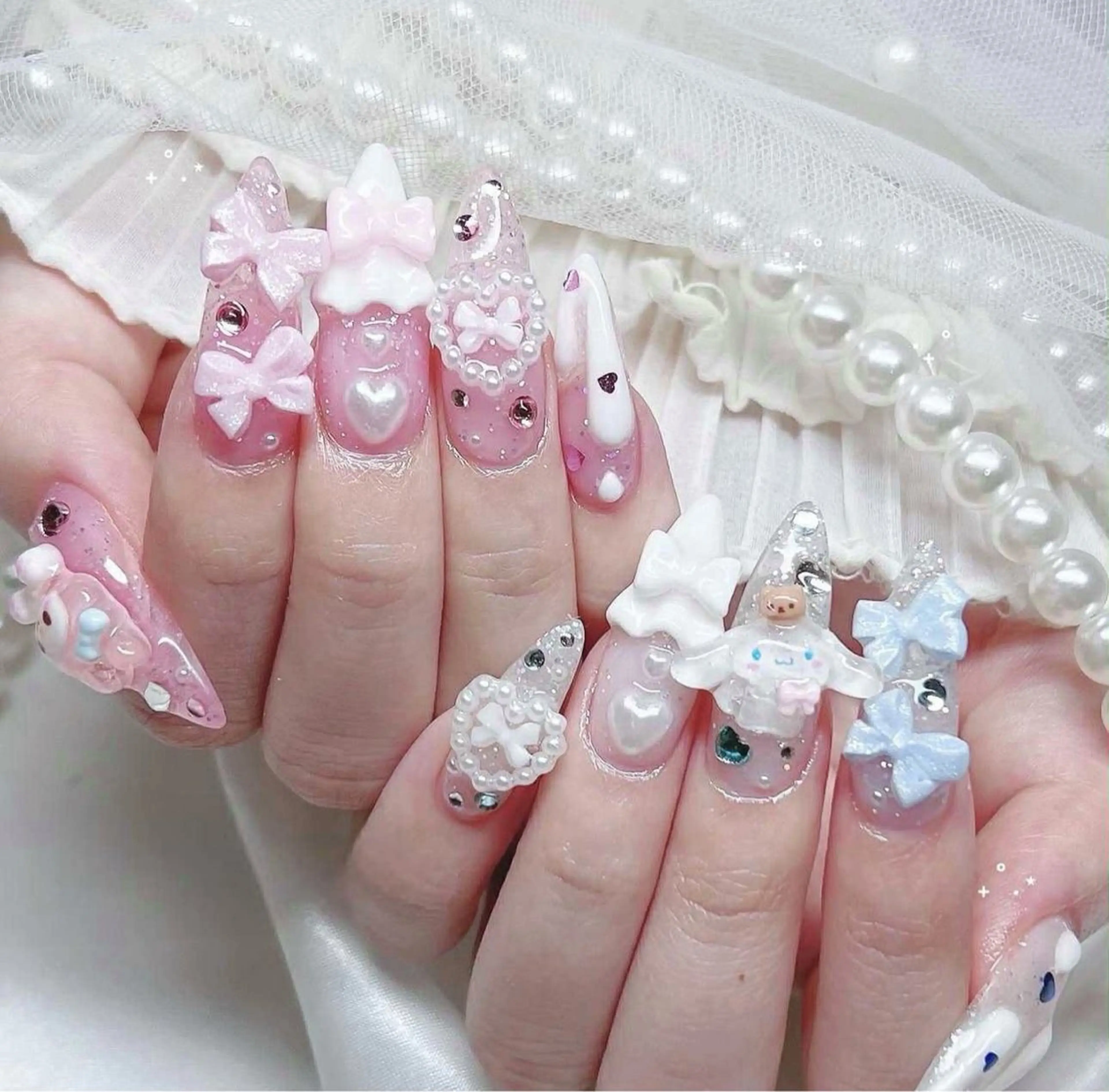 ネイル 長さ出し フレンチネイル 韓国ネイル レース マグネットネイル ハンドネイル 波 なみのネイルデザイン