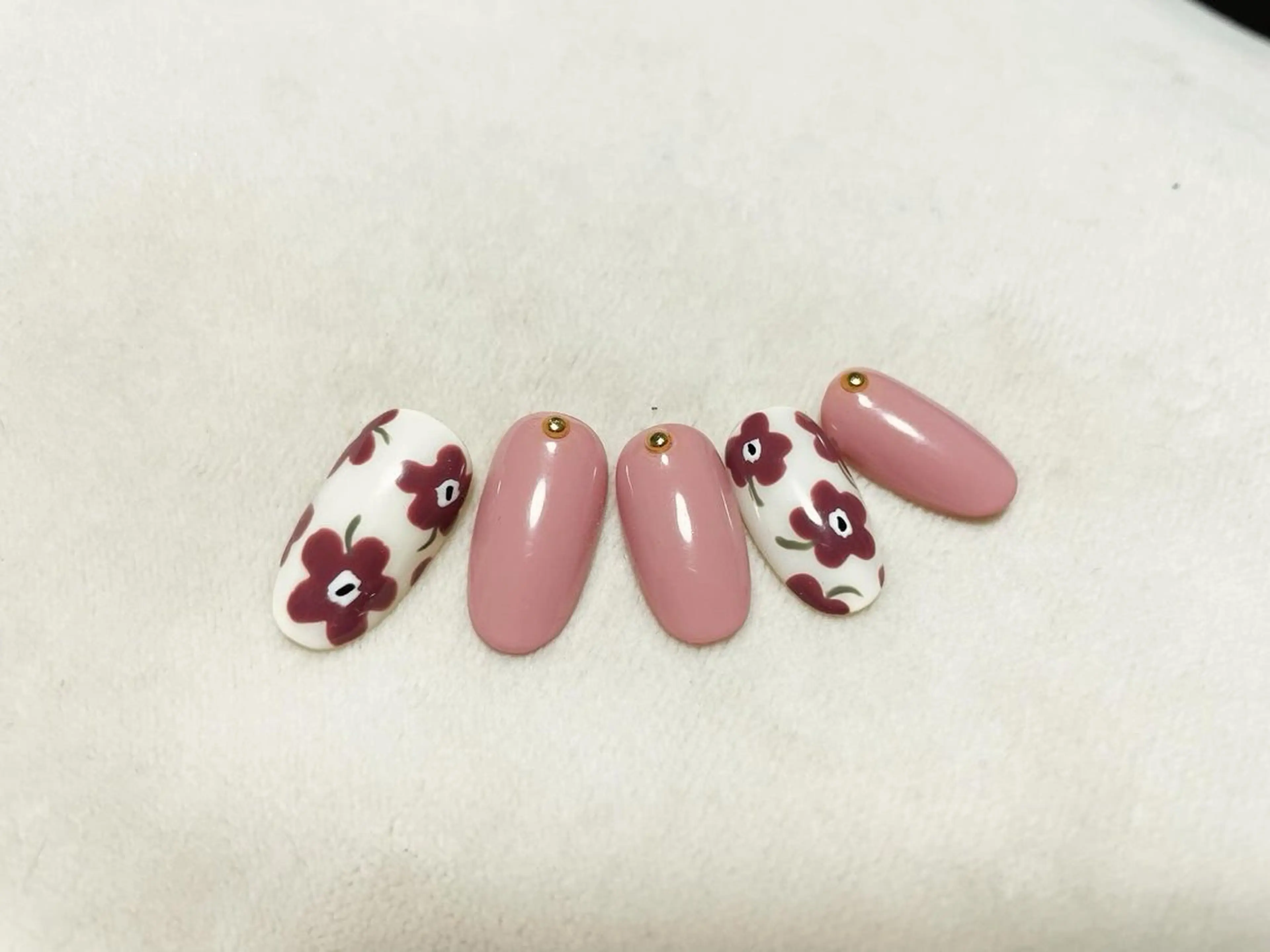 ネイル ハンドネイル AKIHCOT NAILSのネイルデザイン