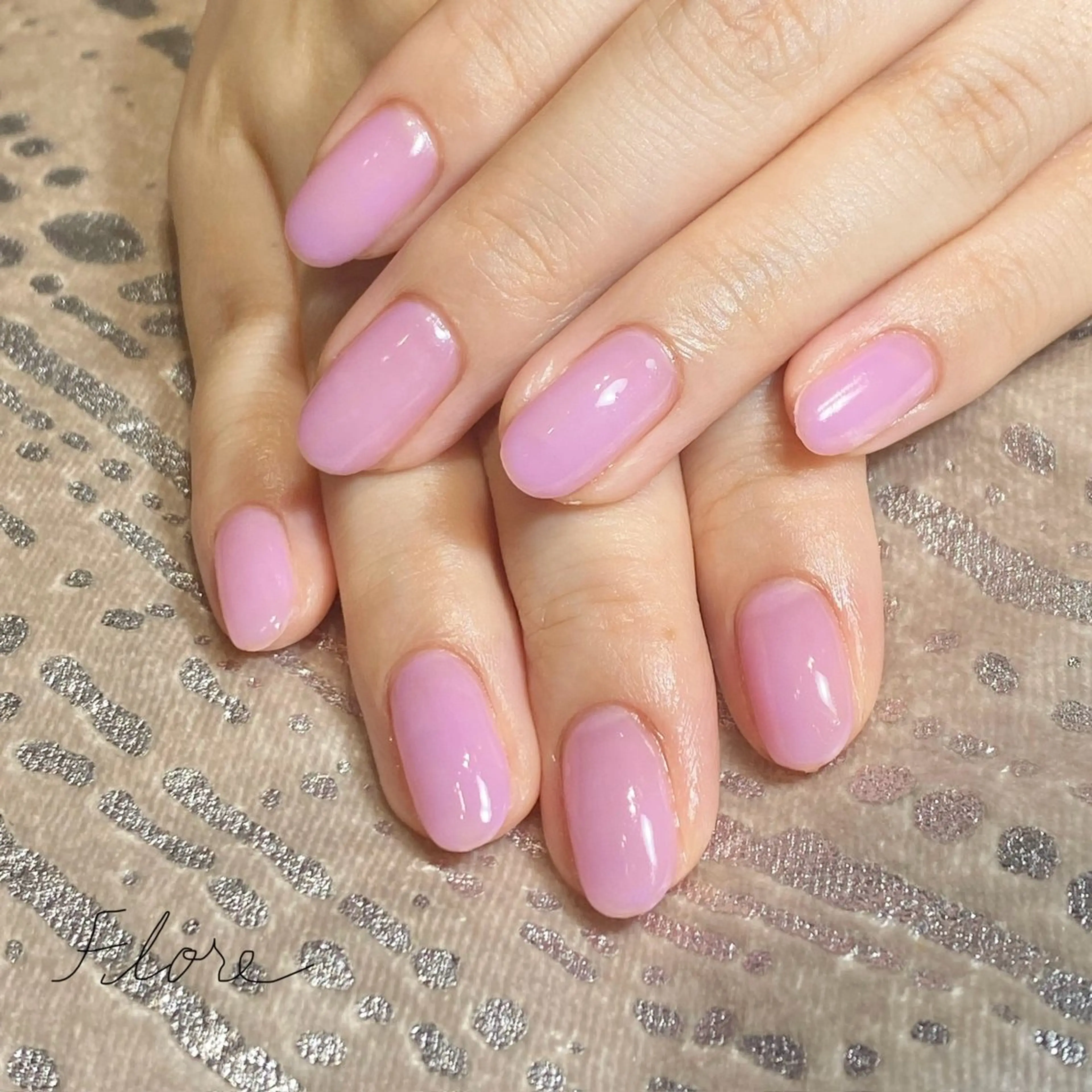 ネイル Flore (フロール)の眉毛・アイブロウイメージ