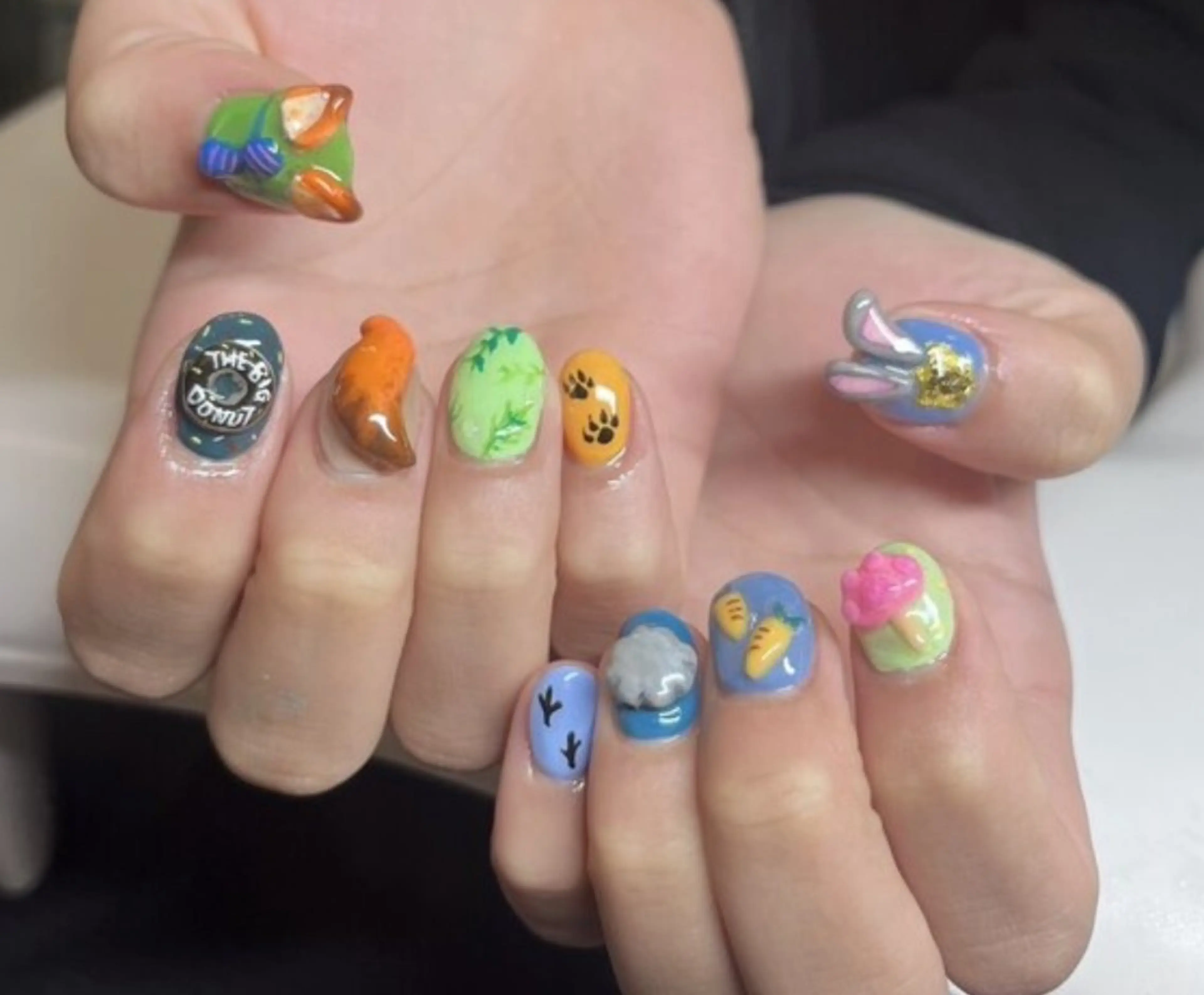 ネイル Re:JUvia JUMIのネイルデザイン