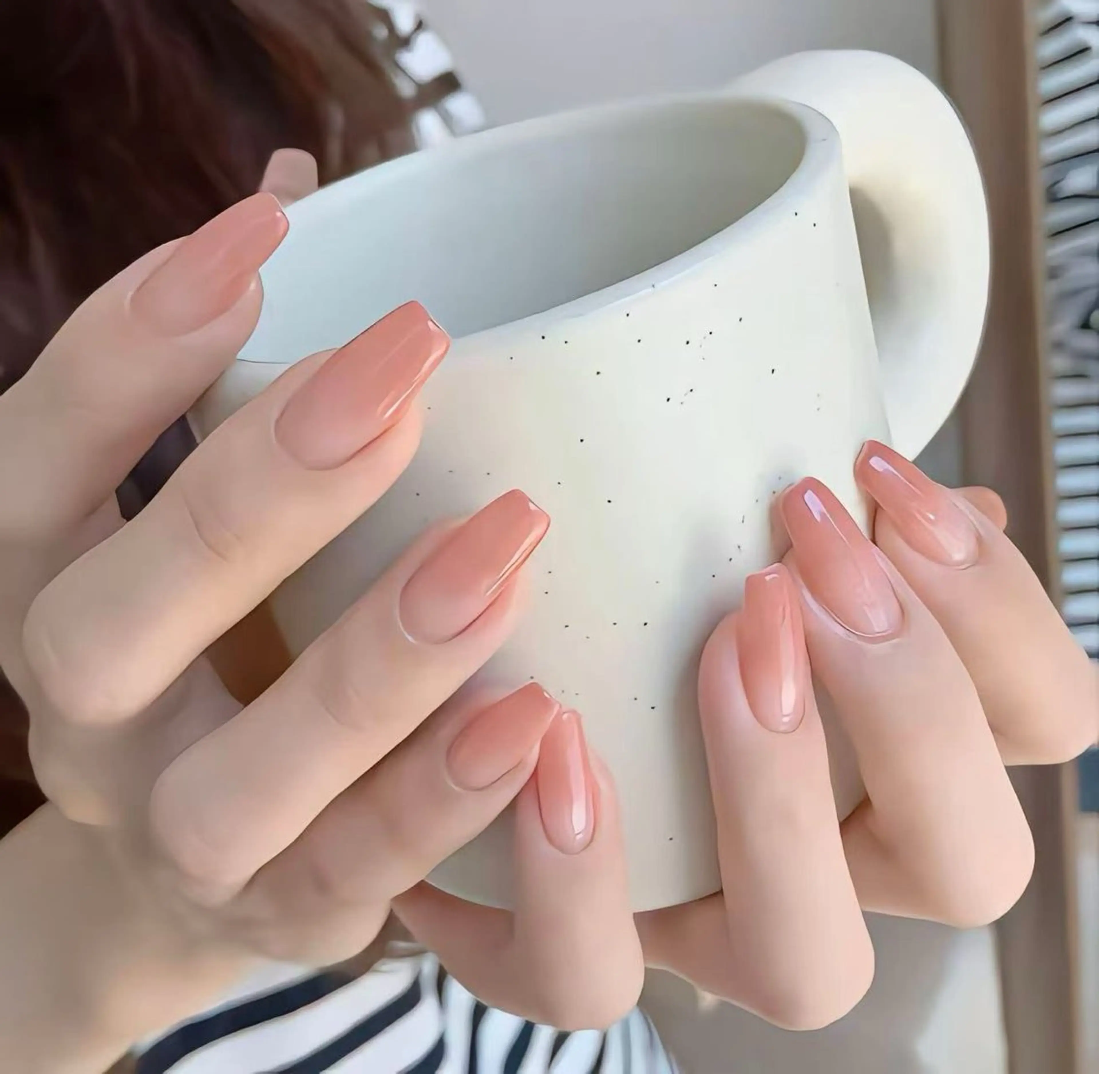 ネイル ハンドネイル キン グミのネイルデザイン