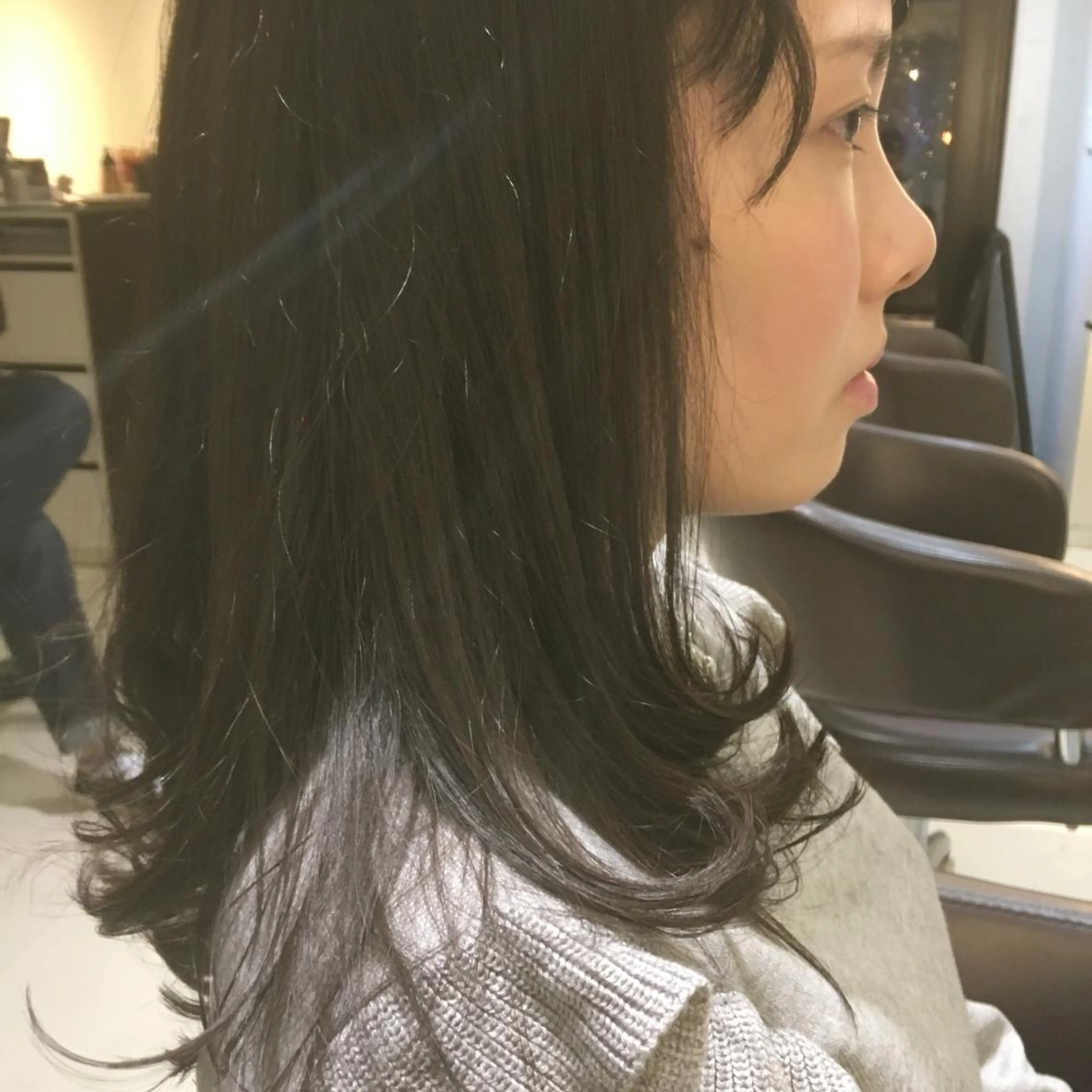 セミロング しのはら まどかのヘアスタイル