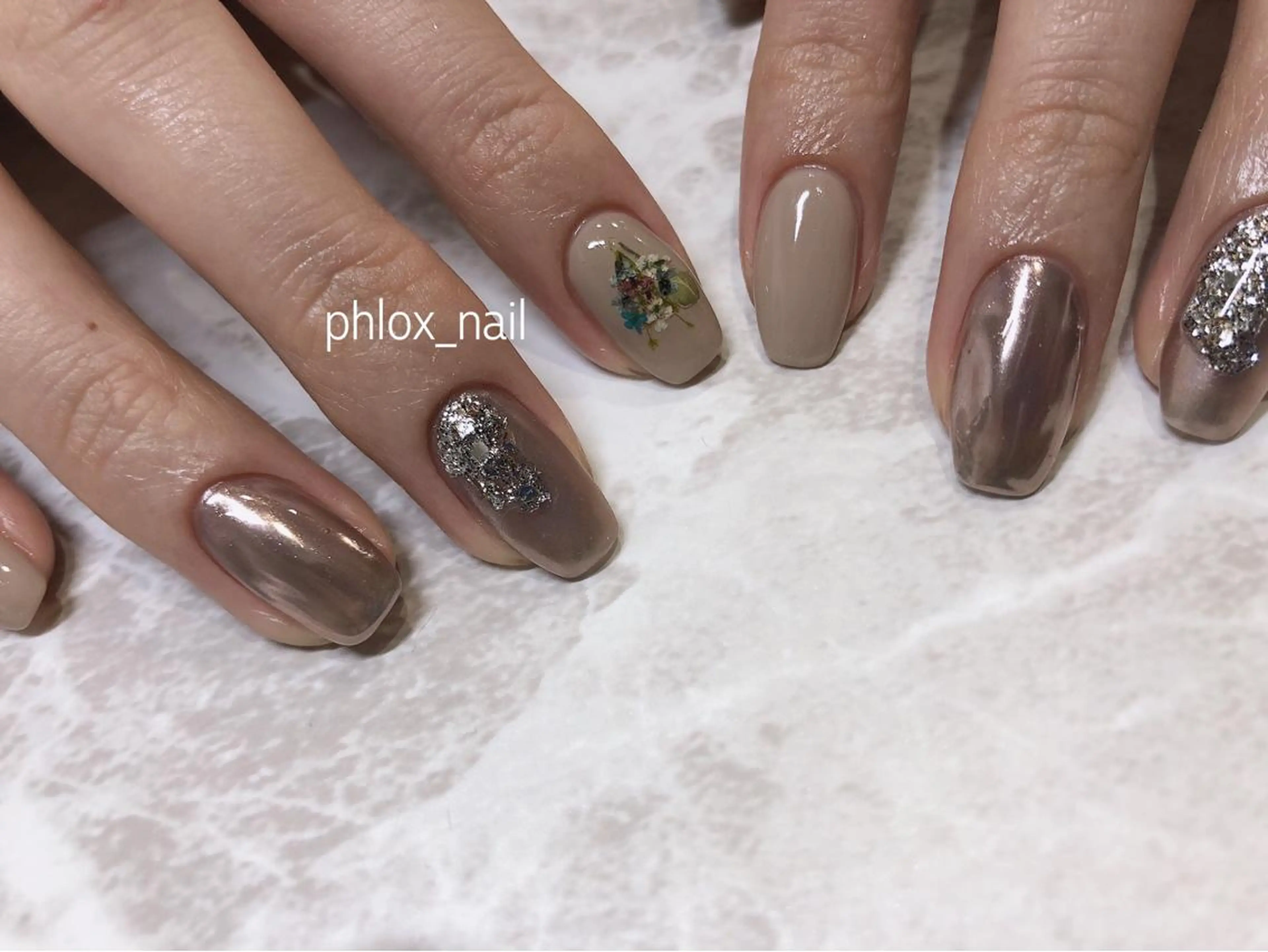 ネイル s/w ＿shokoのネイルデザイン