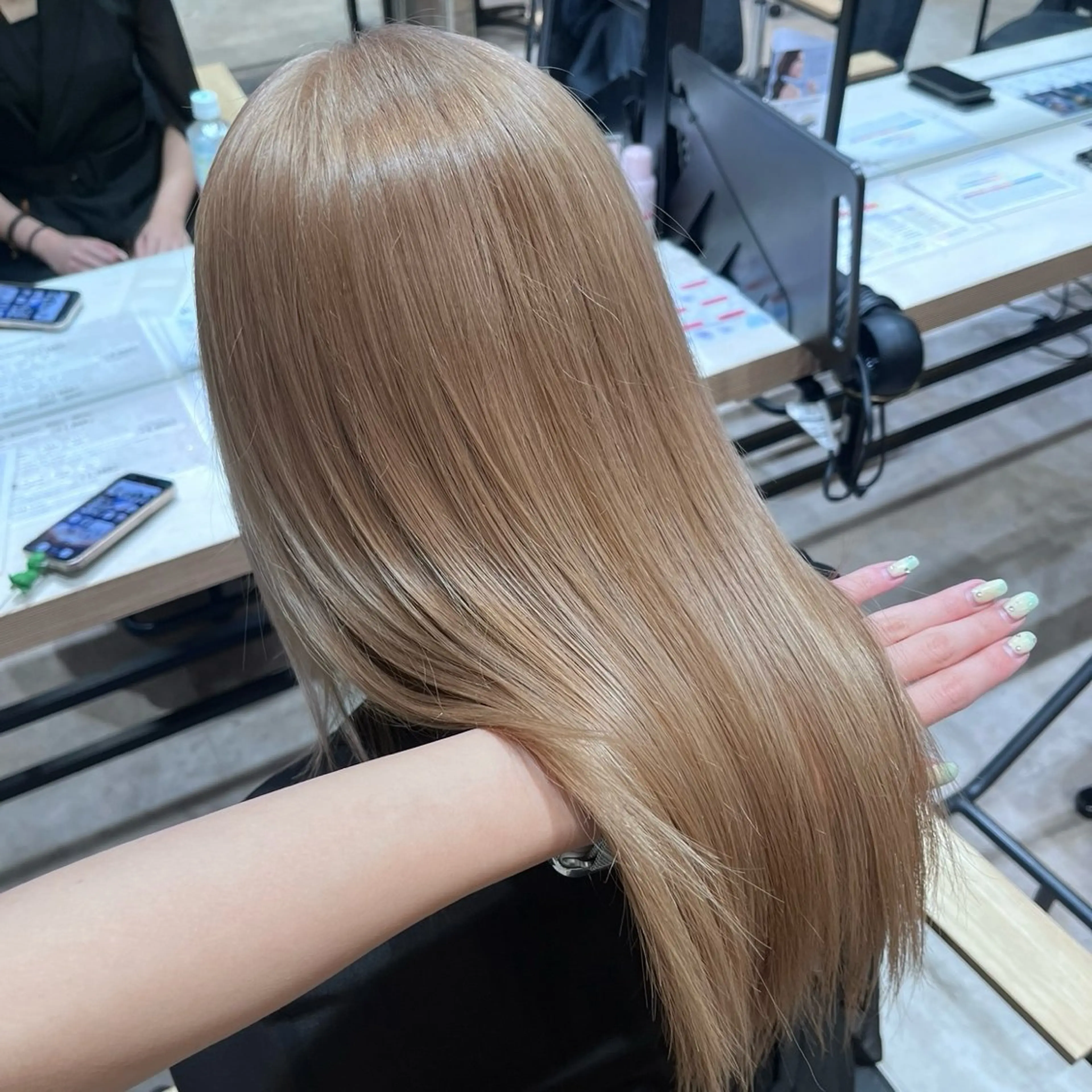 ロング カラー ヘアカラー トリートメント 🩶レイナ🩶 color/nailのヘアスタイル