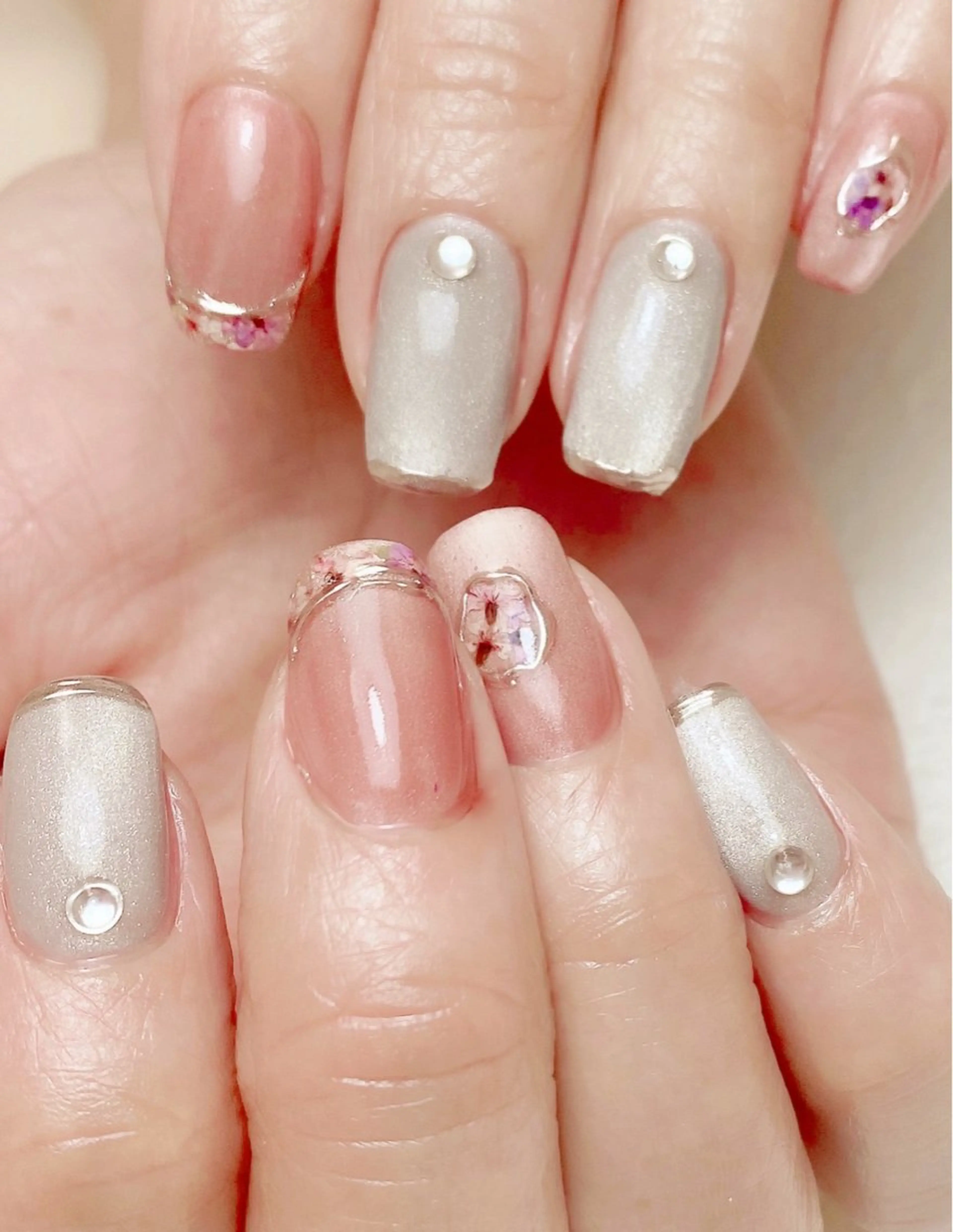 ネイル フラワーネイル フレンチネイル ミラーネイル ハンドネイル Nail Salon K 🧸美爪育成のネイルデザイン