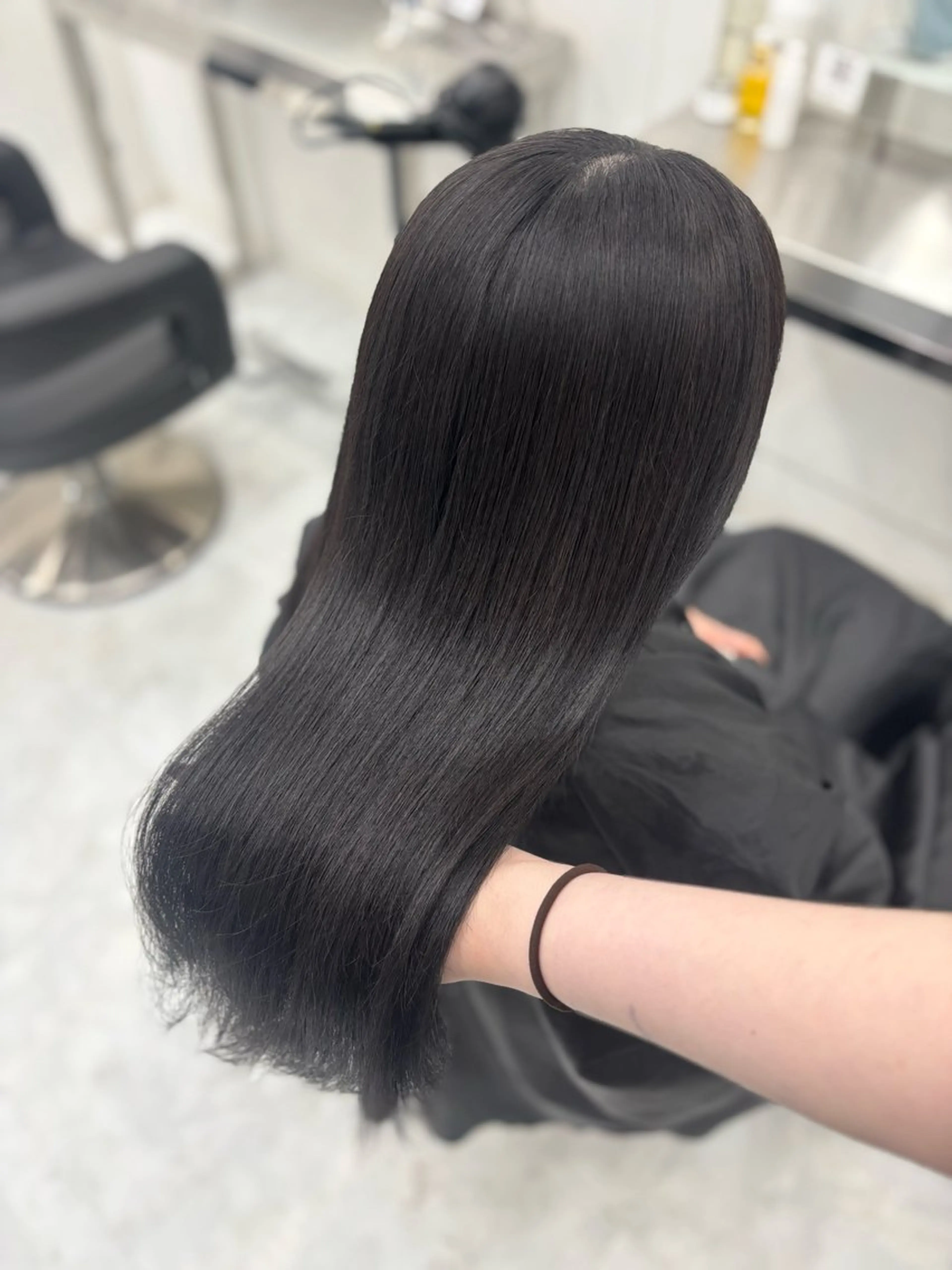 カラー カット ヘアカラー 縮毛矯正 トリートメント 韓国風暗髪ヘア🤍 🫧MIREIのヘアスタイル