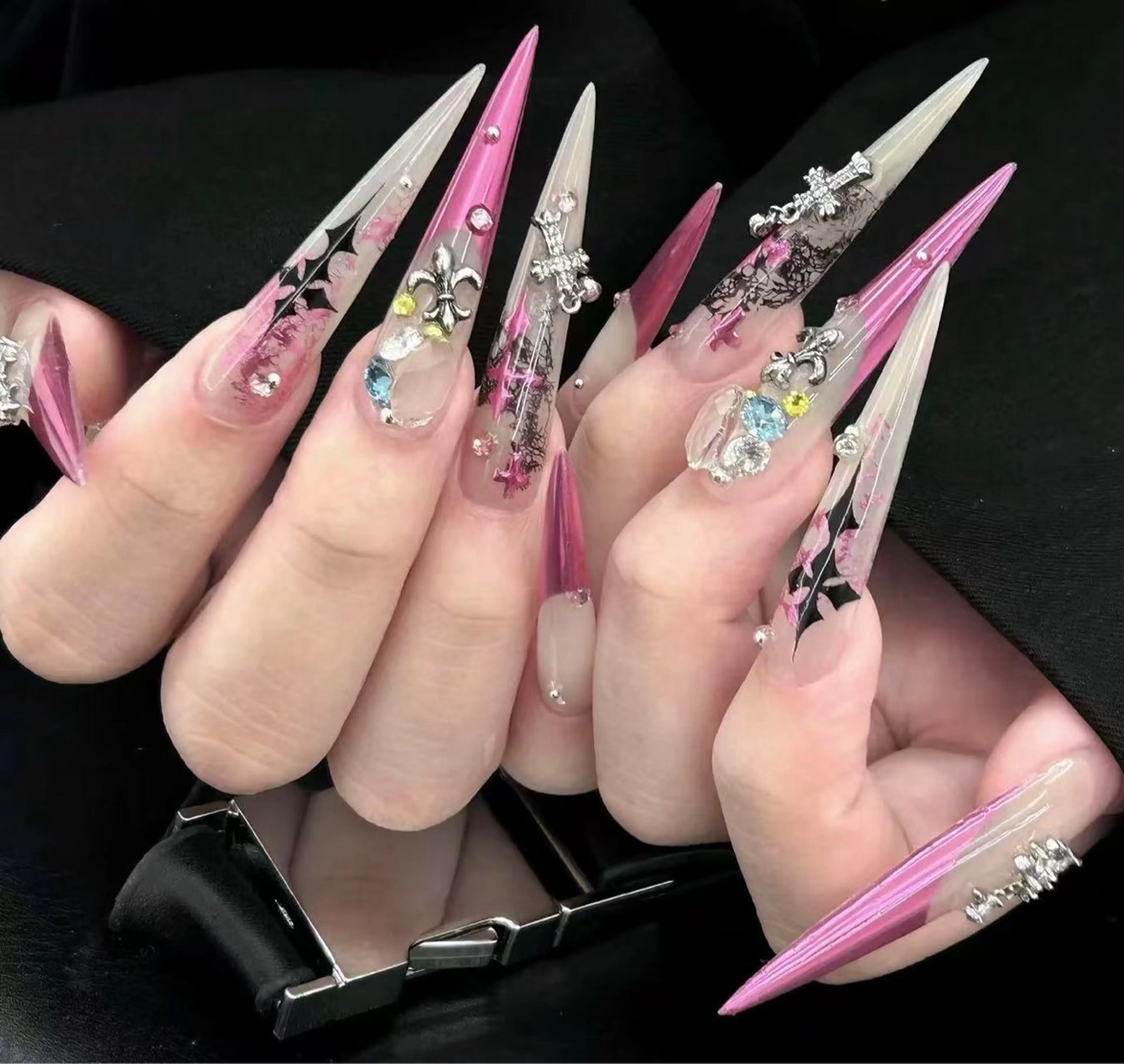 ネイル オーロラネイル フラワーネイル フットネイル フレンチネイル ジェルネイル ハンドネイル BabyYouMi ねねのネイルデザイン