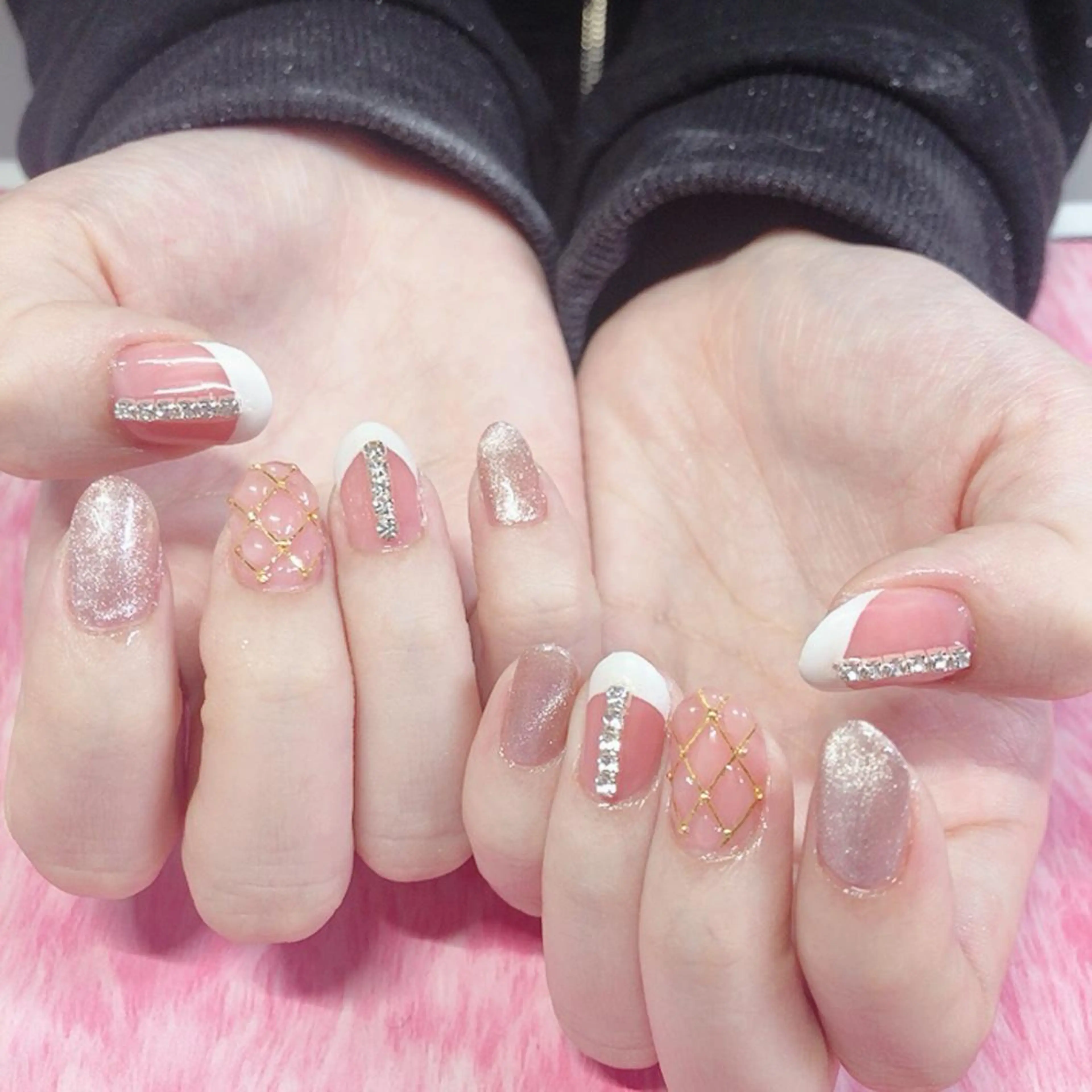 ネイル 持ち込み 奥園 良恵のネイルデザイン