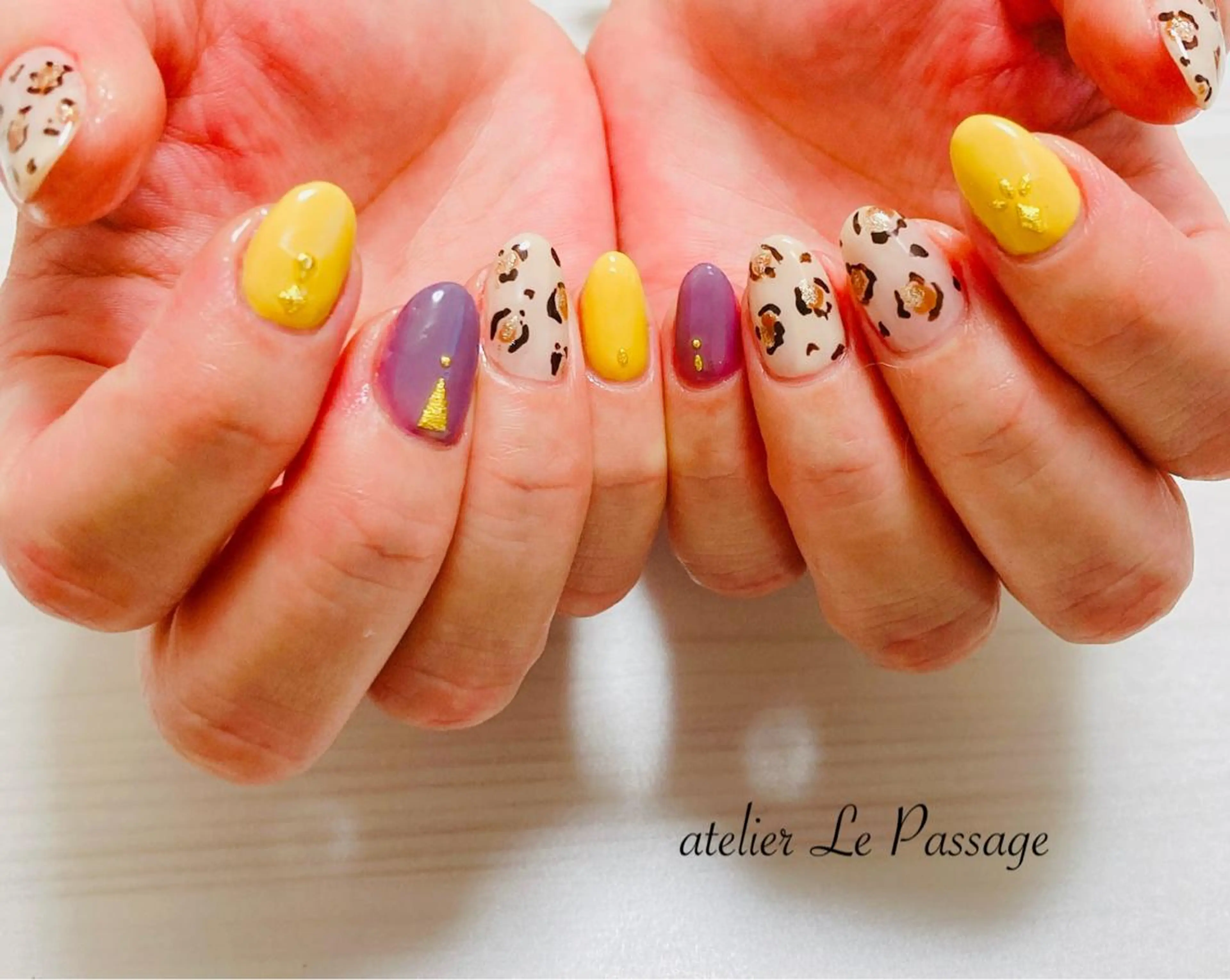 ネイル アニマル柄 ジェルネイル ラメ(グリッター) パラジェル Atelier Le Passage所属・h nakatsukaのネイルデザイン