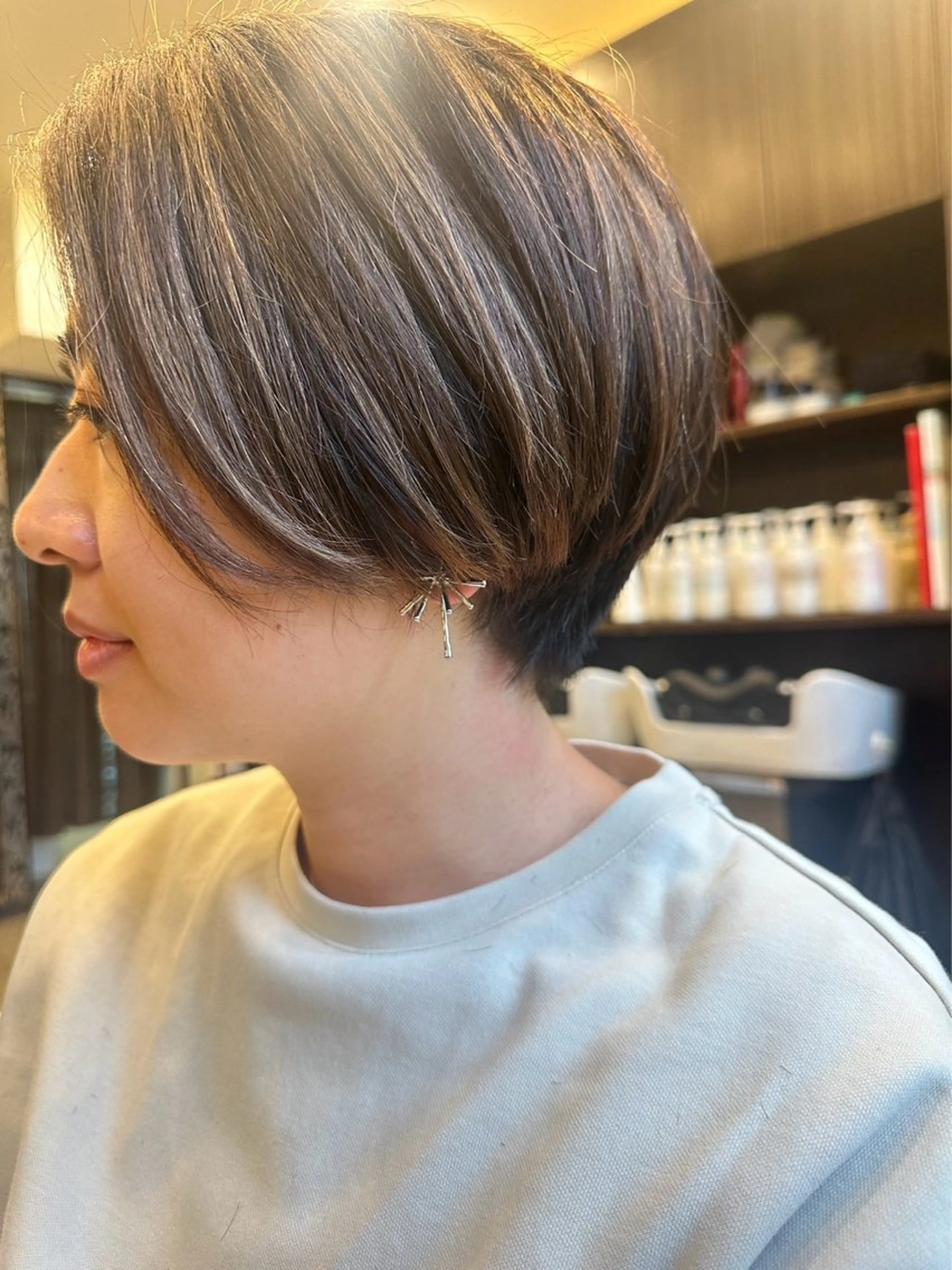 ショート カラー 綿貫 結香のヘアスタイル