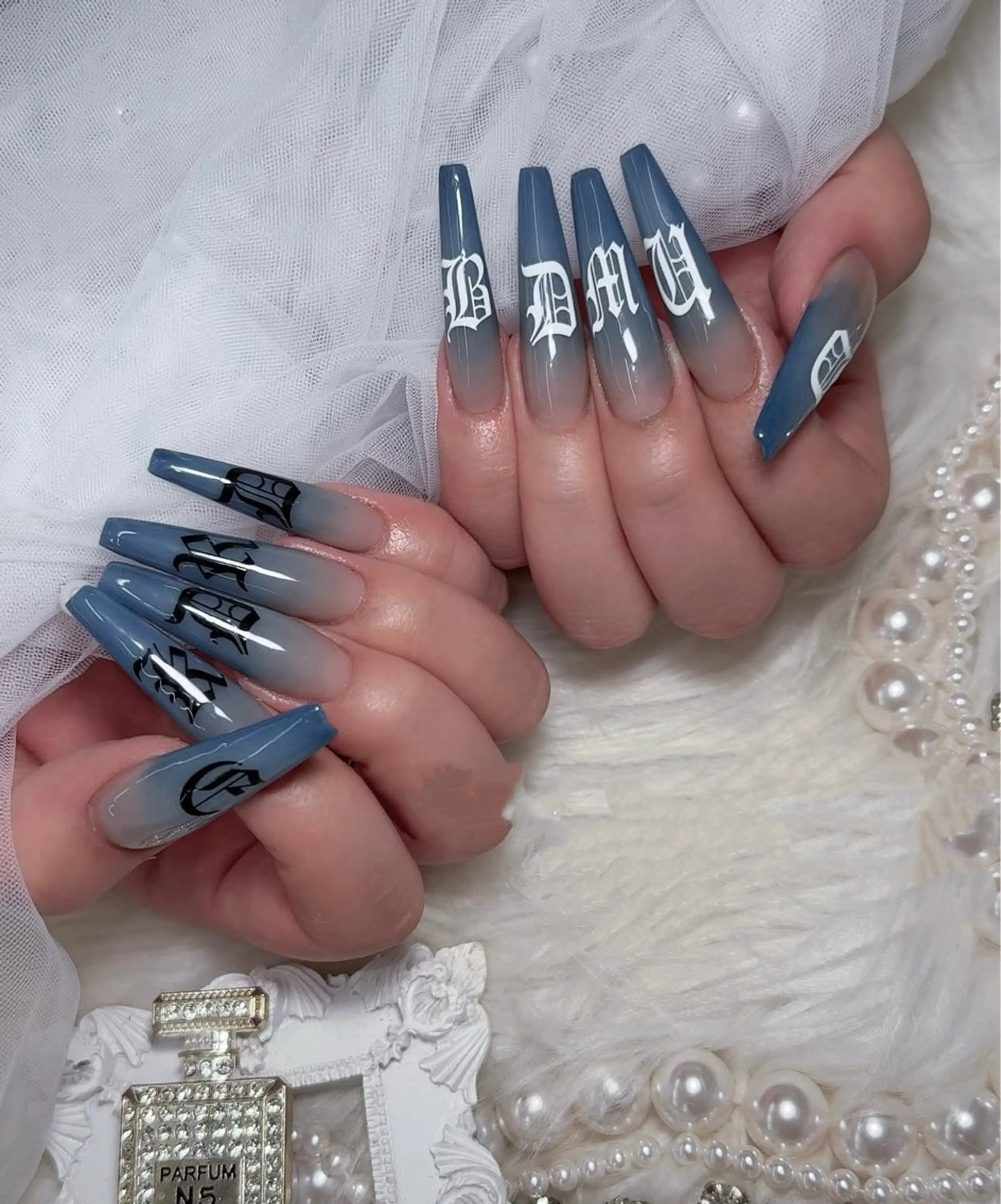 ネイル ハンドネイル ドリスネイルサロン所属・Doris Nail Salonのネイルデザイン