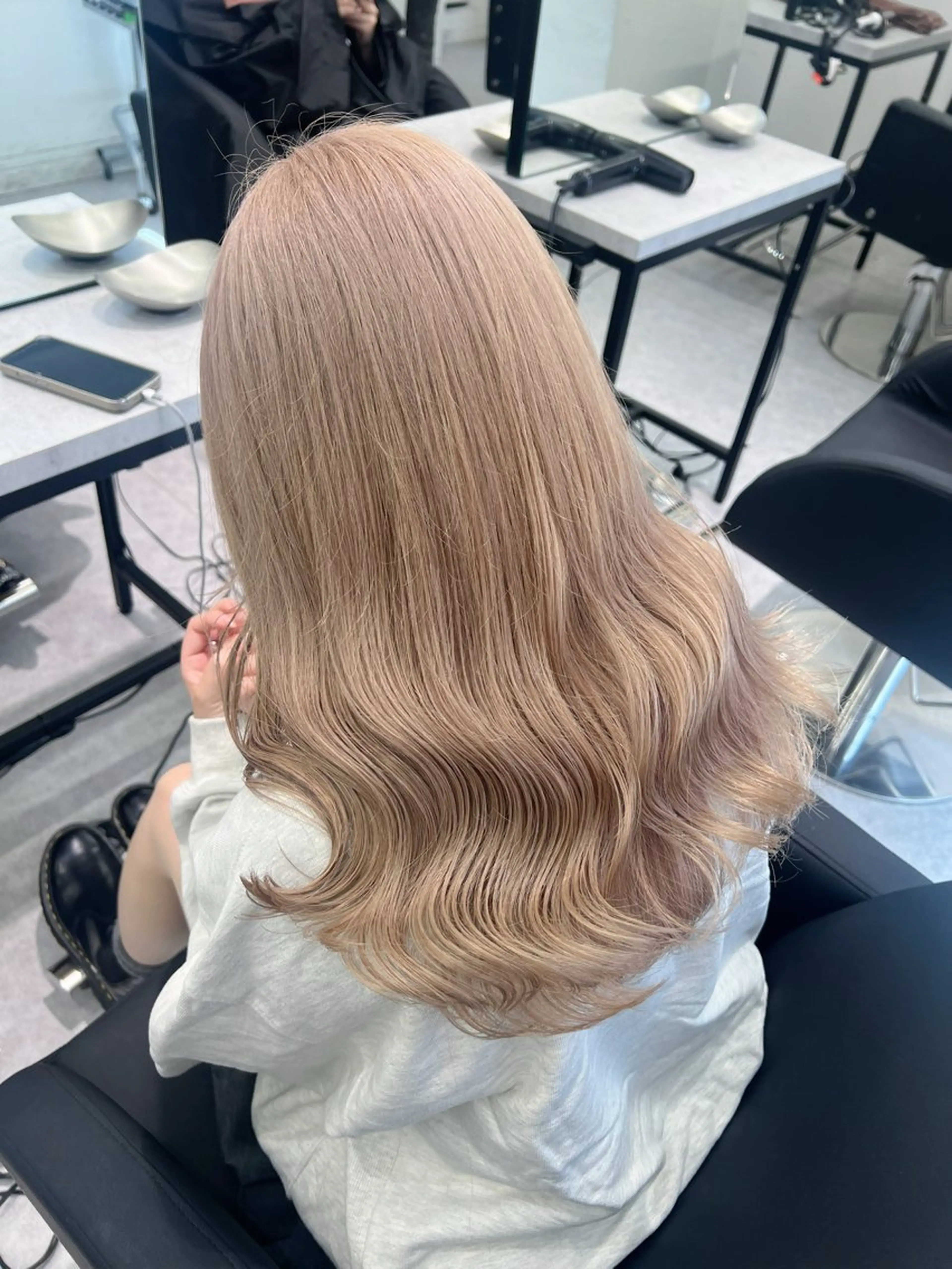 ロング カラー PELE所属・愛されミルクティー 💍🎀yuiのヘアスタイル