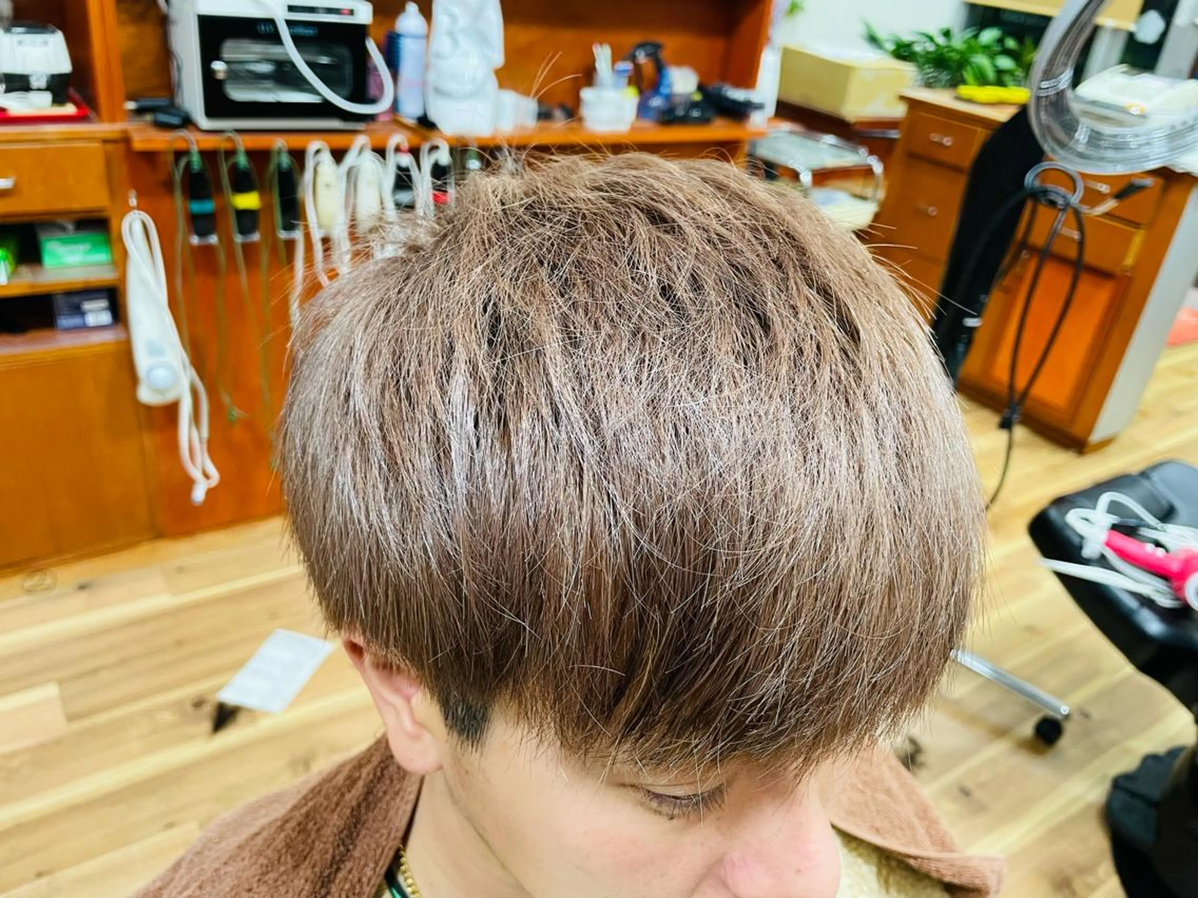 カラー メンズ メンズブリーチ ブリーチ ブラウンカラー 髪ingヨシムラ所属・吉村 拓也のヘアスタイル