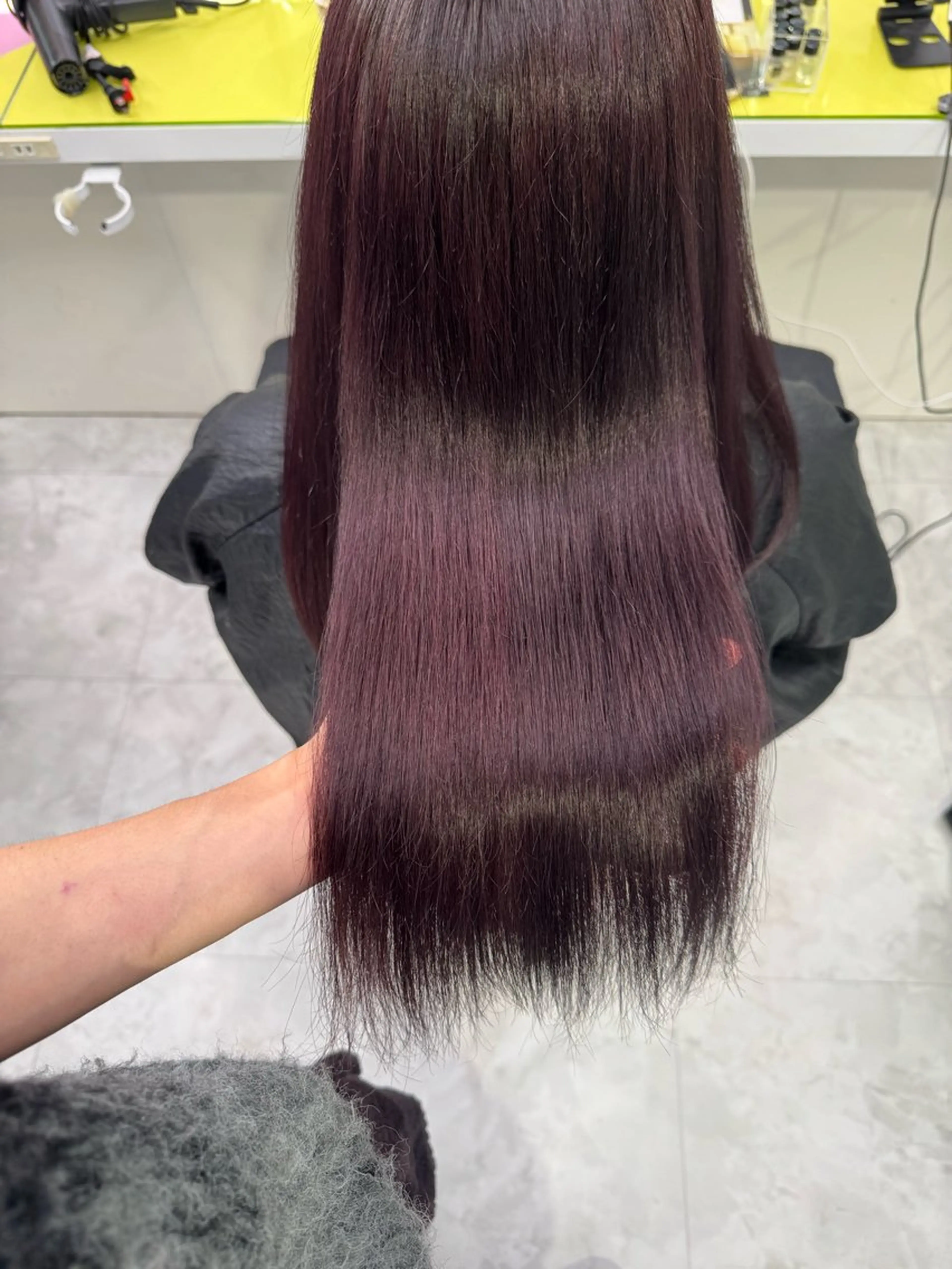 ロング カラー ヘアアレンジ 🩵レイヤー‎🩷 /透明感カラー🚝のヘアスタイル