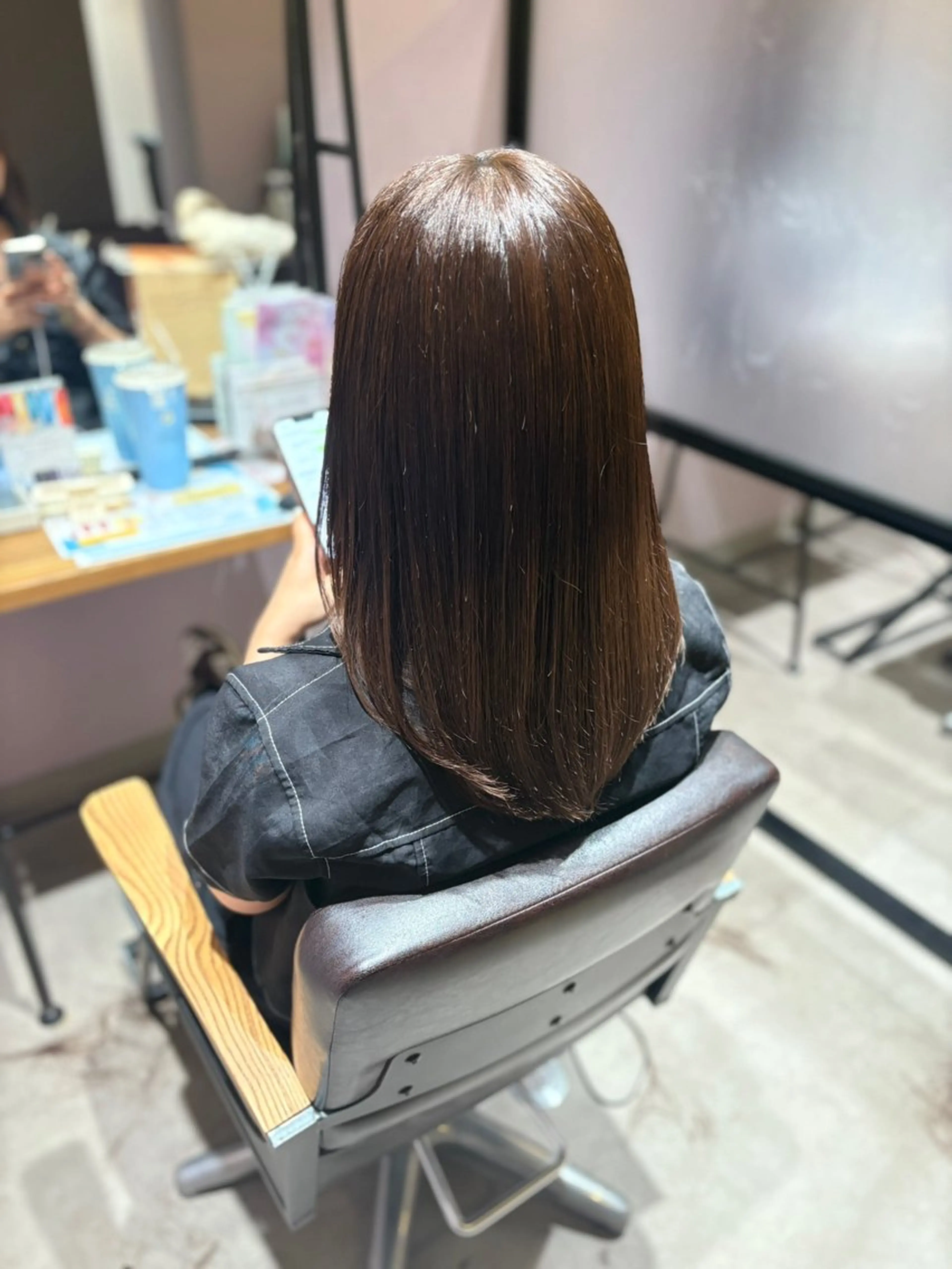 セミロング 作野 潮織のヘアスタイル