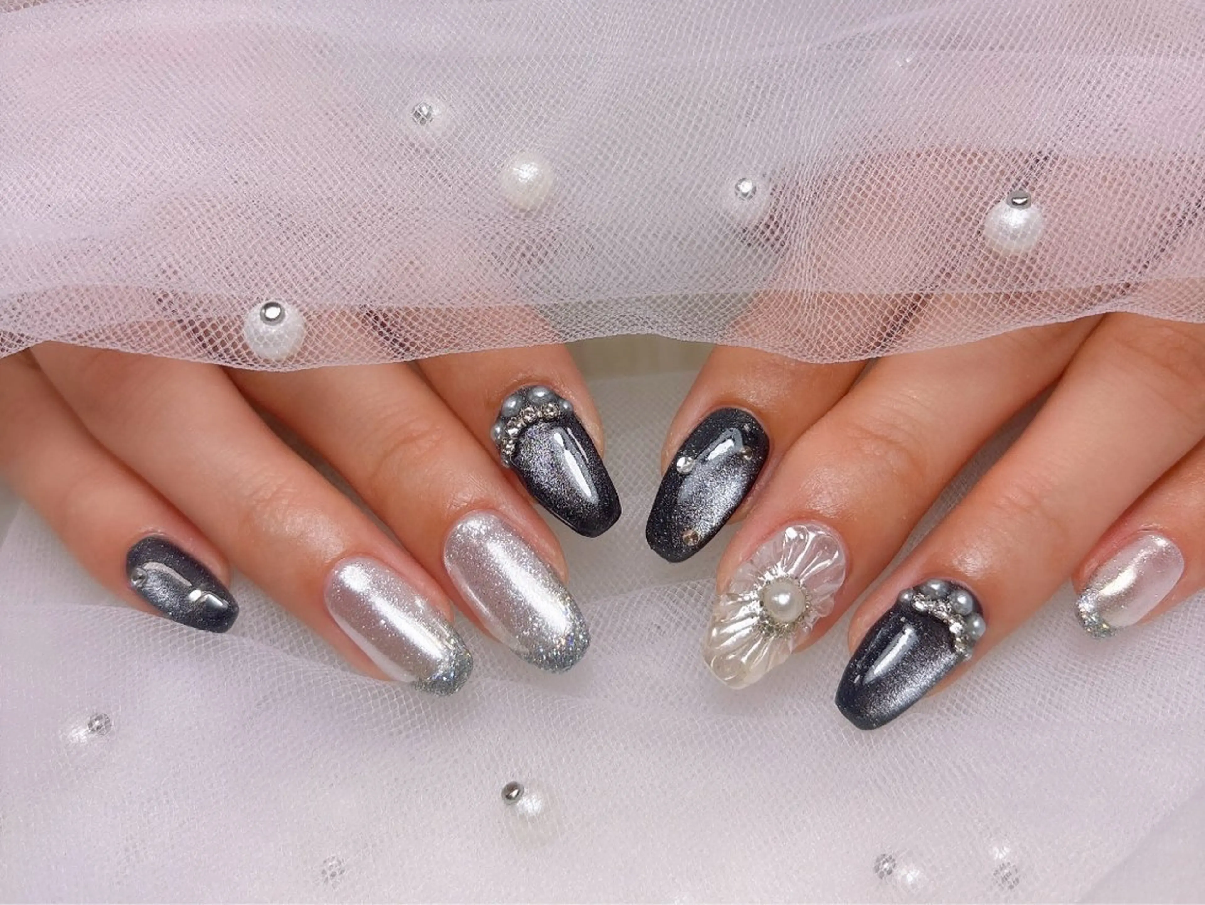 ミディアム Nail Salon Rinosh所属・Rinosh Haruのネイルデザイン