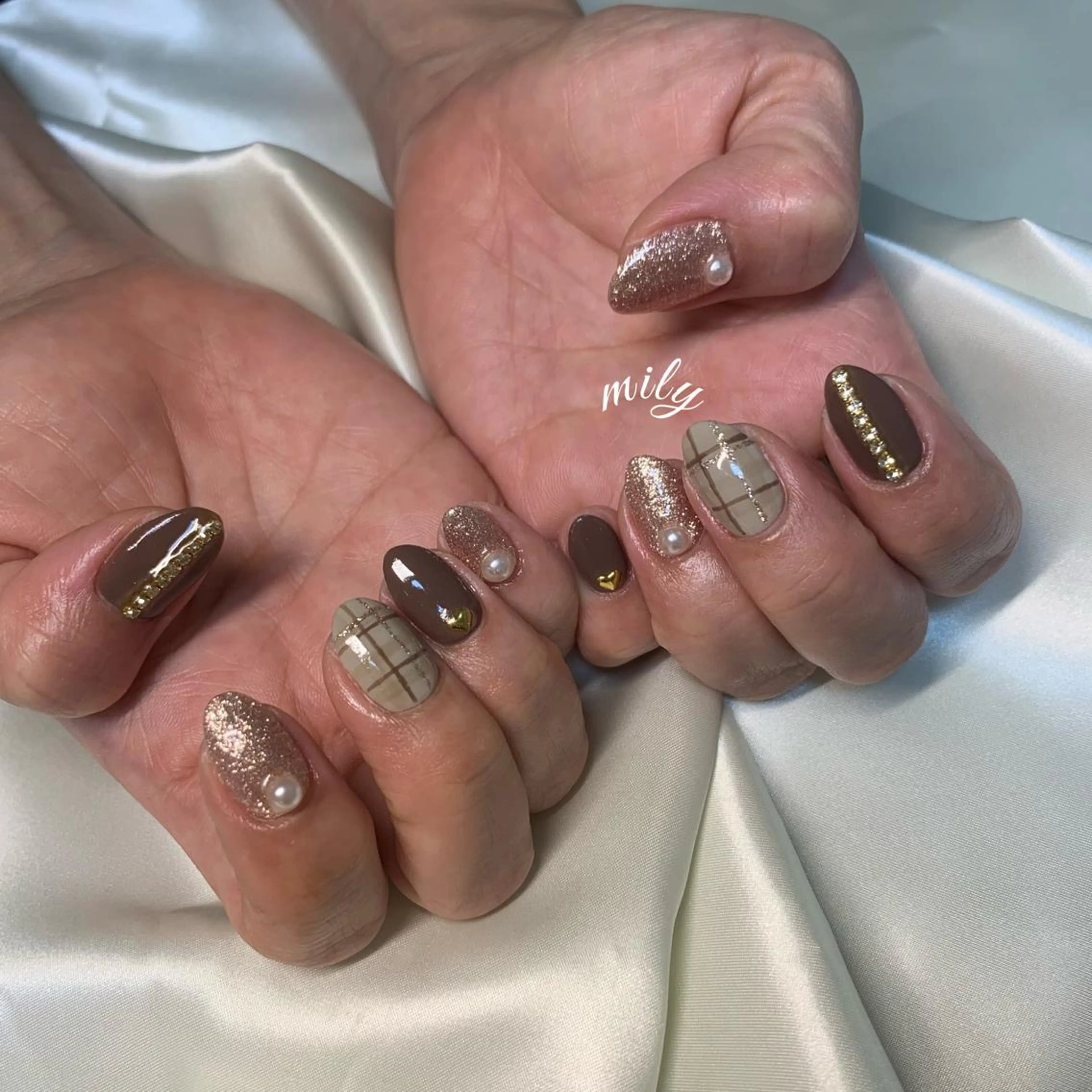 ネイル mily_harajuku所属・韓国ネイル☁️ haruna🌛のネイルデザイン