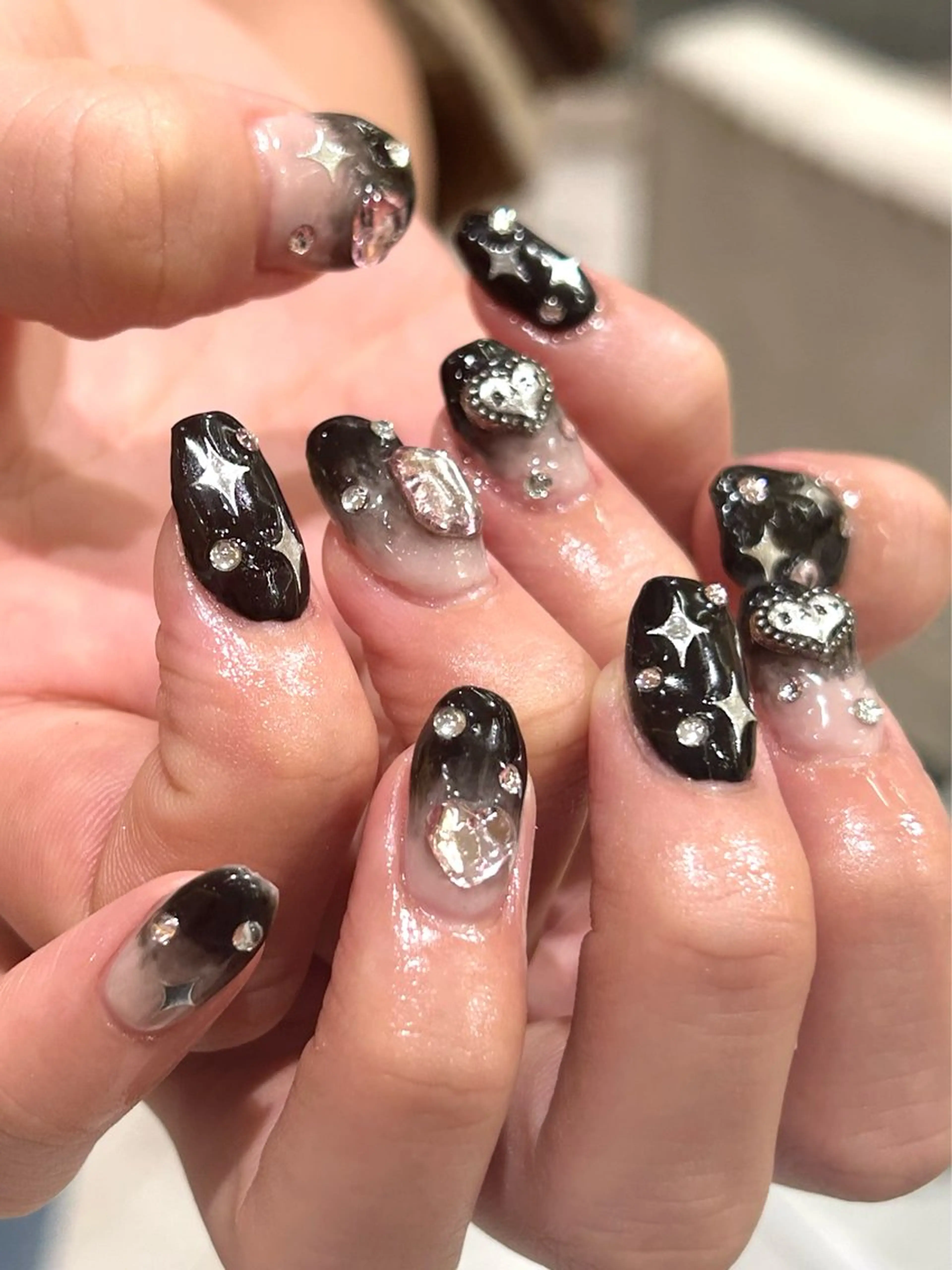 ネイル ꪆৎ平行アーチ ྀི ワカナの眉毛・アイブロウイメージ