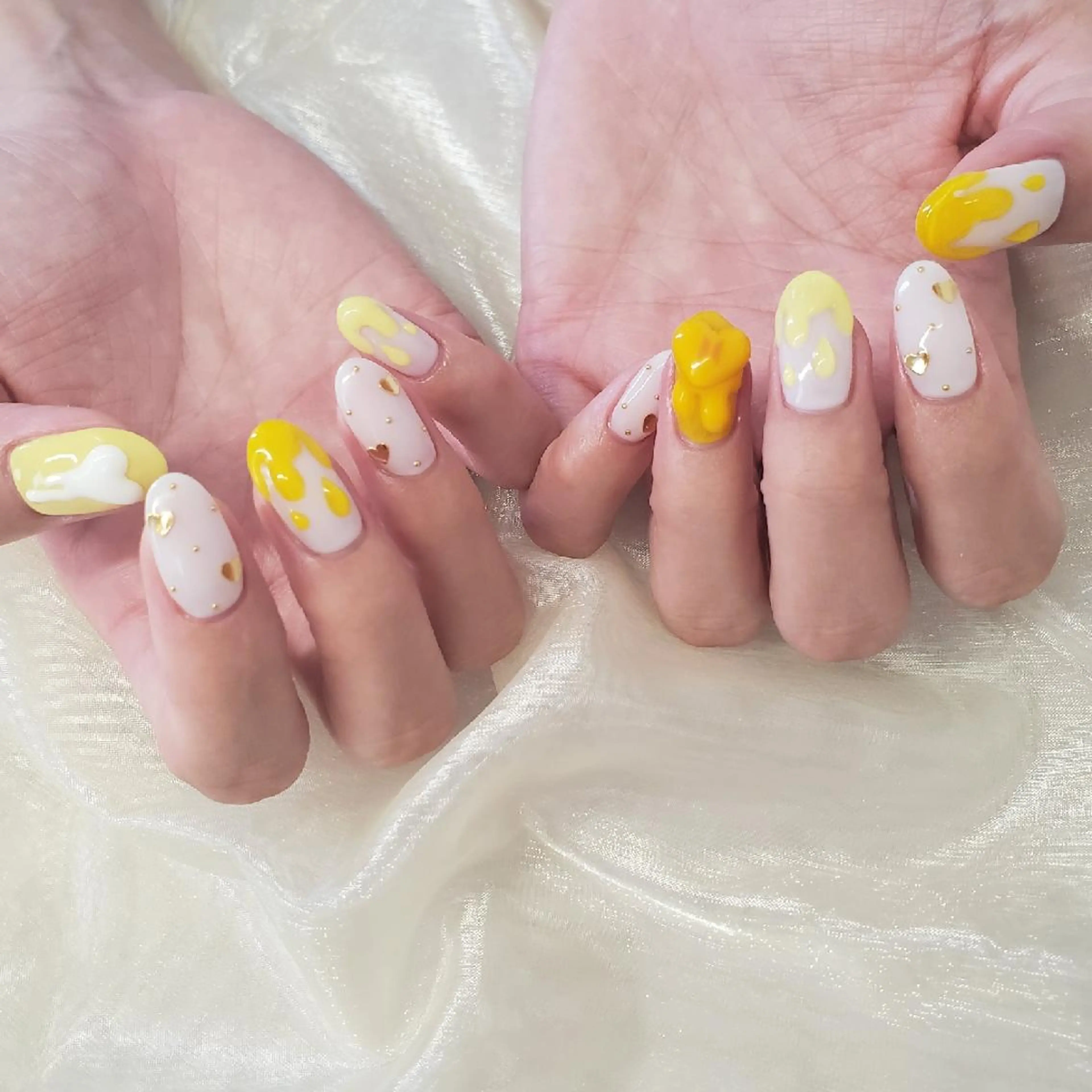 ネイル みよし市 nail salon*pomnal.co所属・Shimada Harukaのネイルデザイン