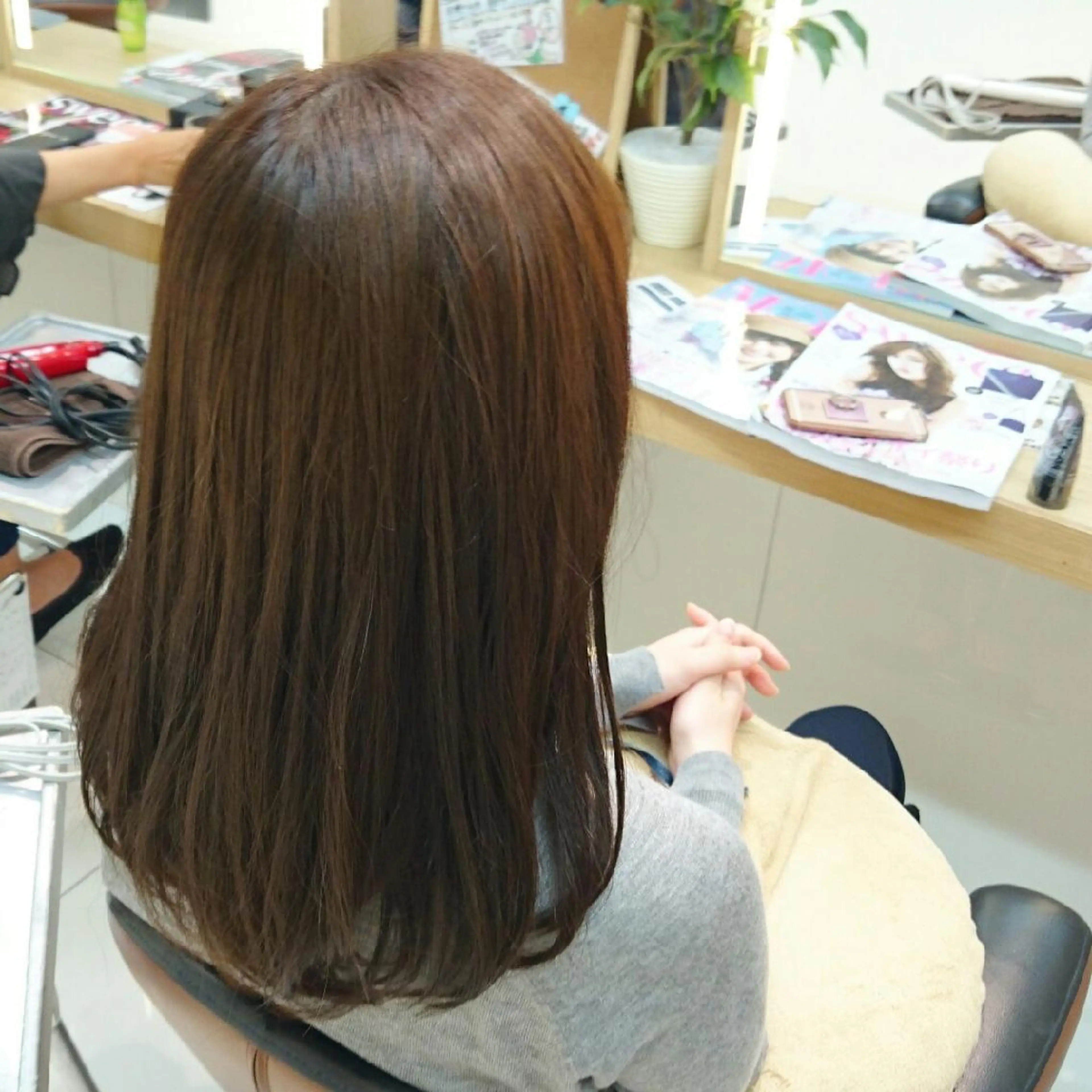 ミディアム 透明感ハイライト◎ 伊藤夏海のヘアスタイル