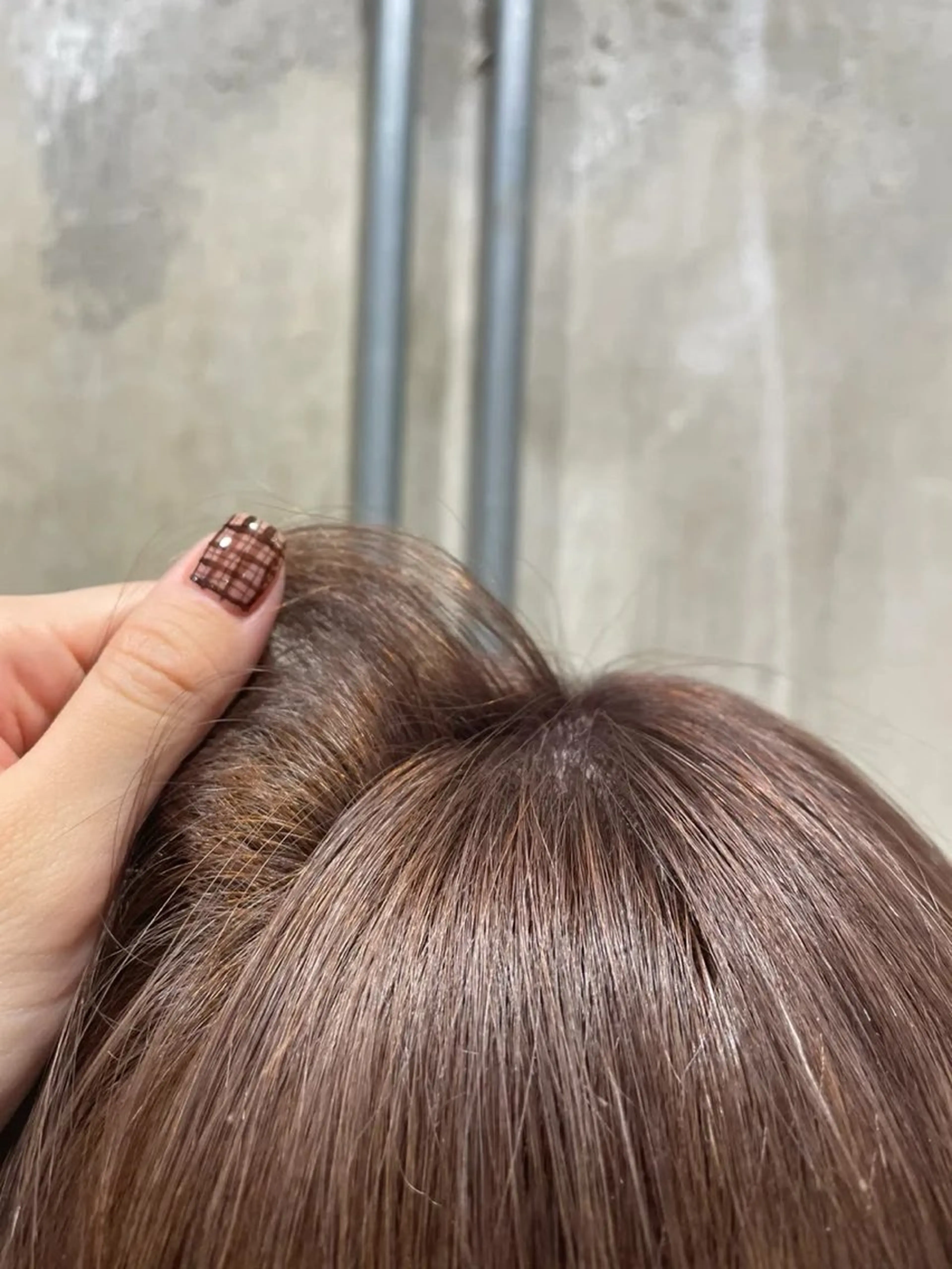 ミディアム カラー ワタナベ アオイのヘアスタイル